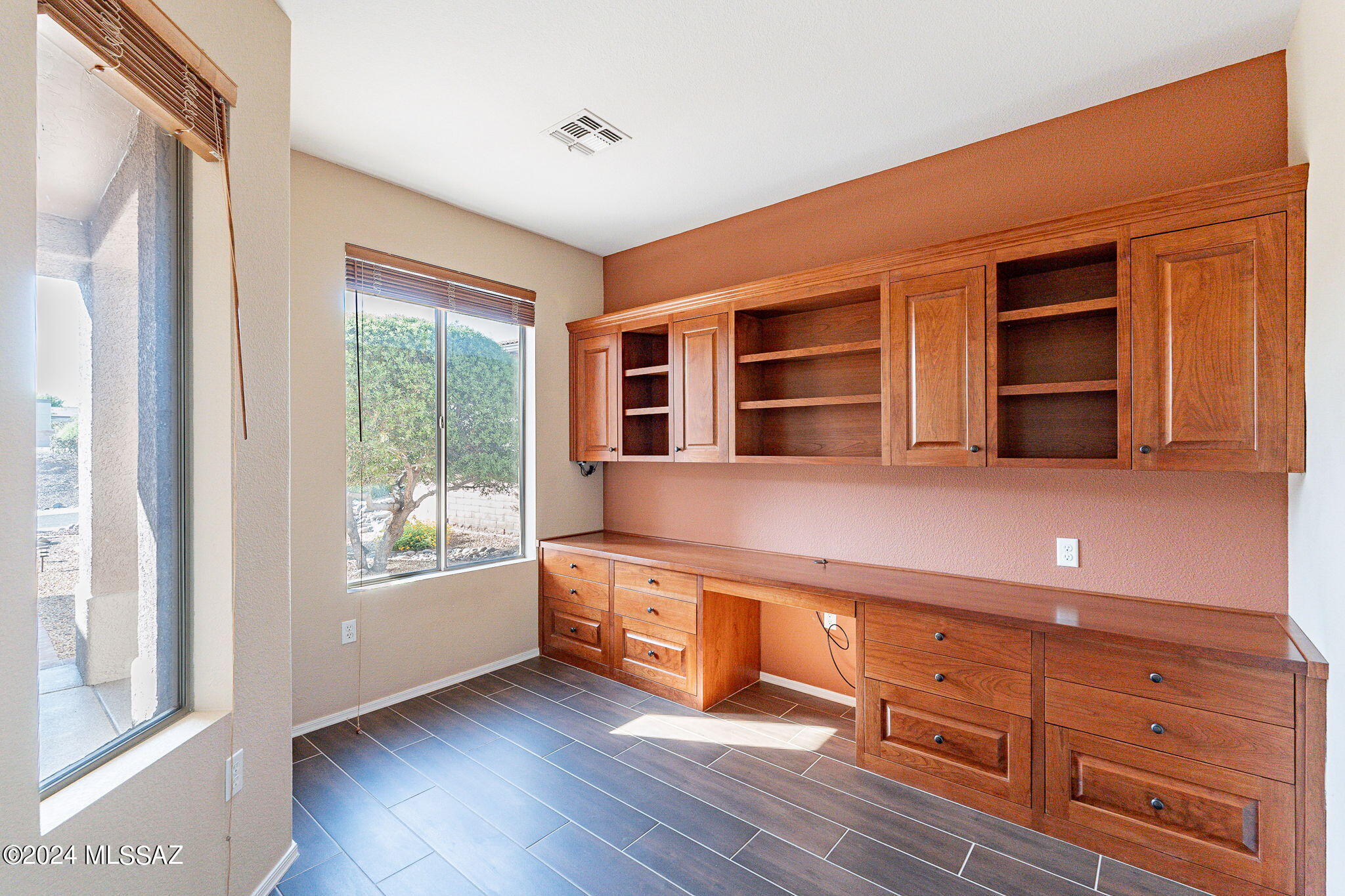 4727 S Longmore Drive