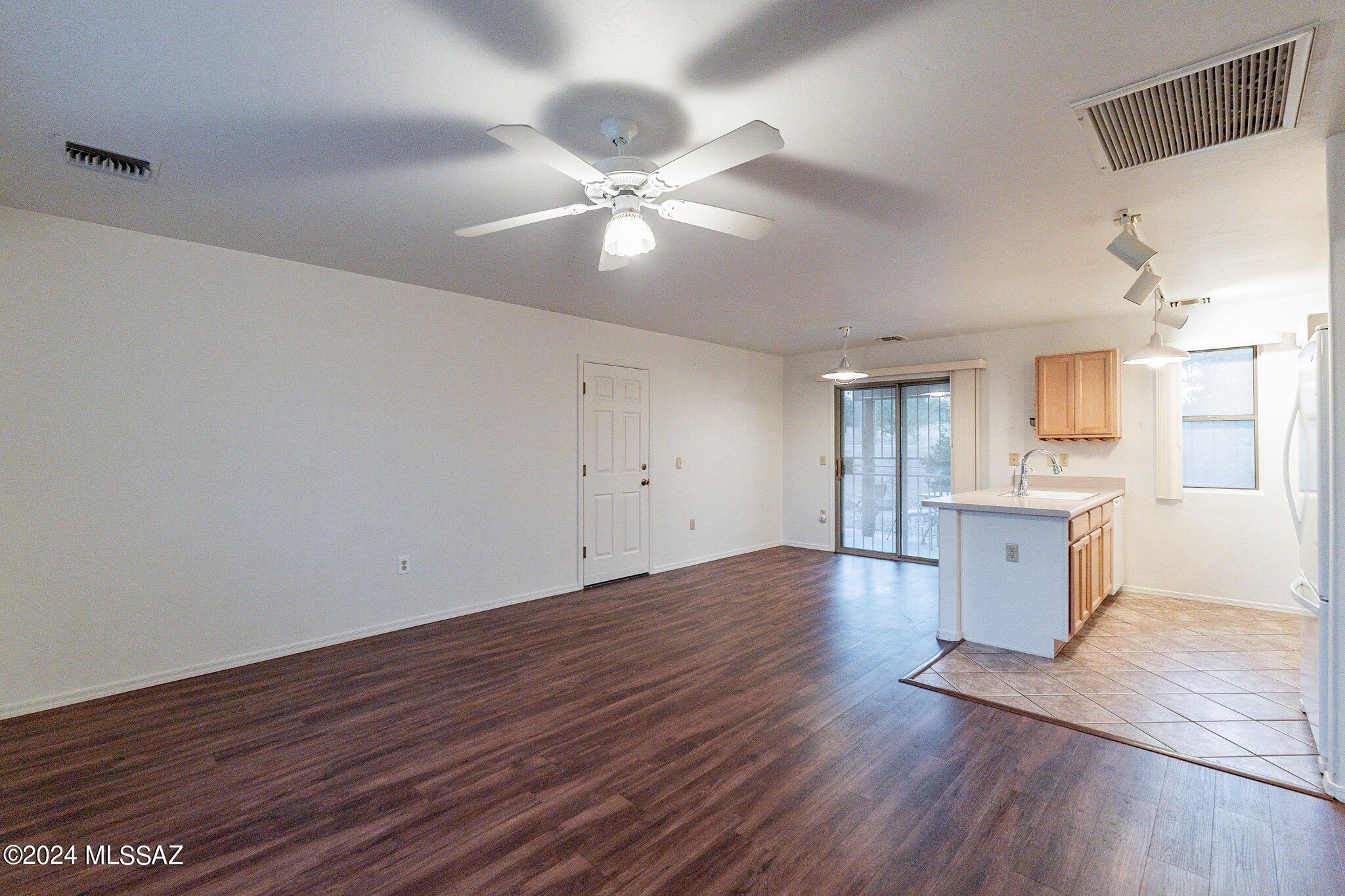 3732 S Paseo de Los Nardos