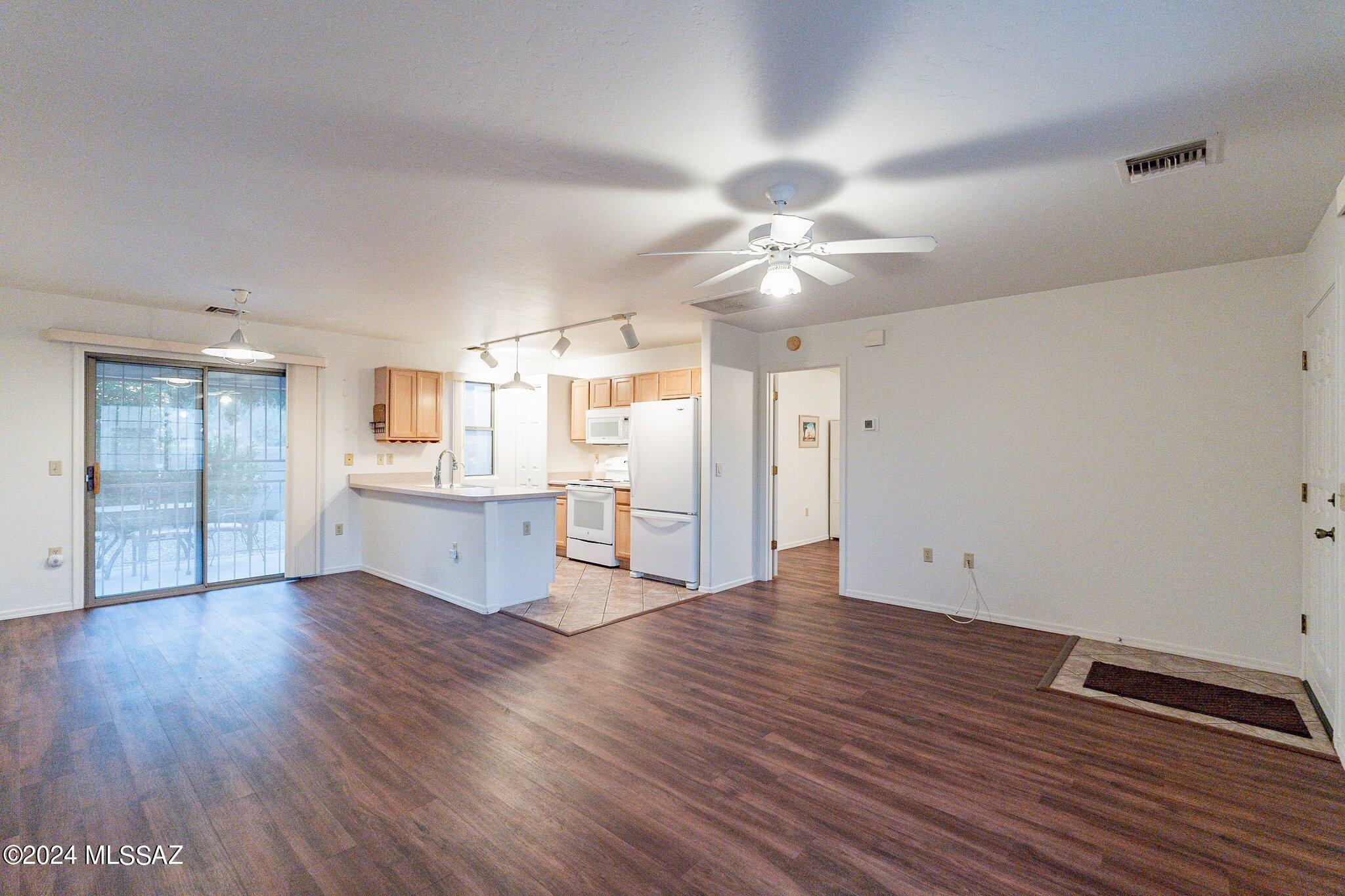 3732 S Paseo de Los Nardos