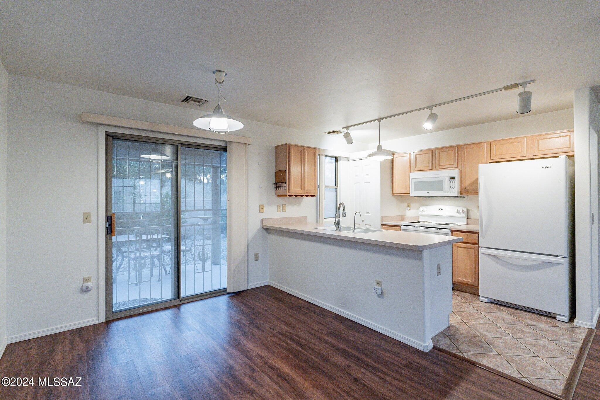 3732 S Paseo de Los Nardos