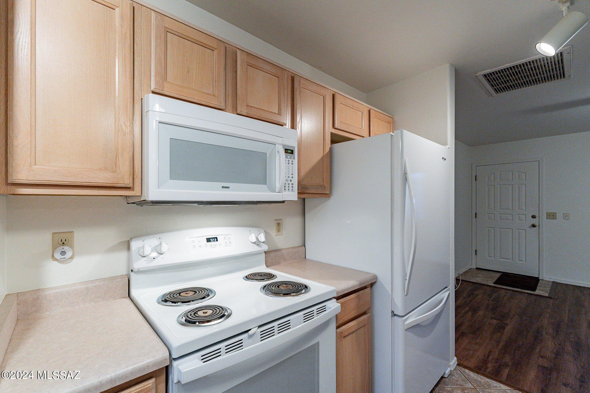 3732 S Paseo de Los Nardos