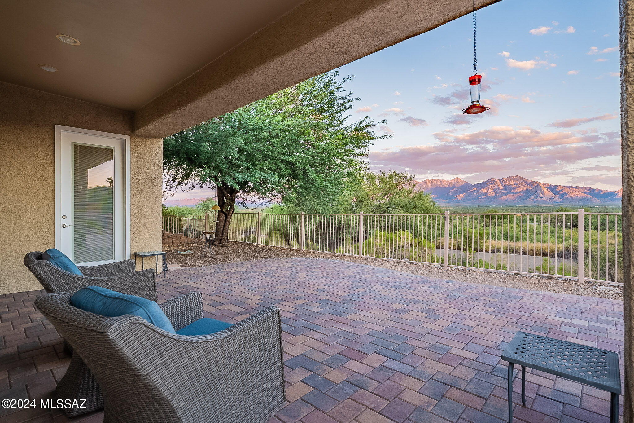 1745 W Placita Canoa Azul