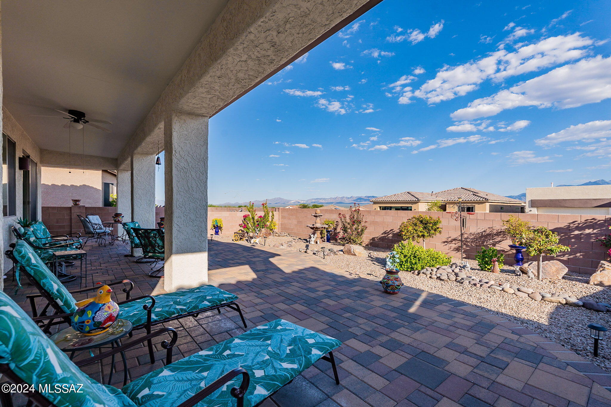 764 N Camino Cerro La Silla