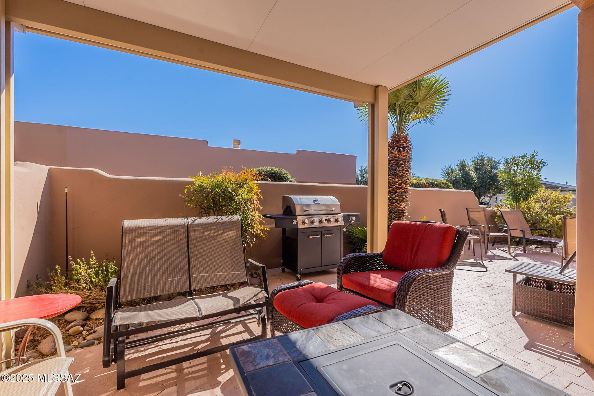 3833 S Camino Comica