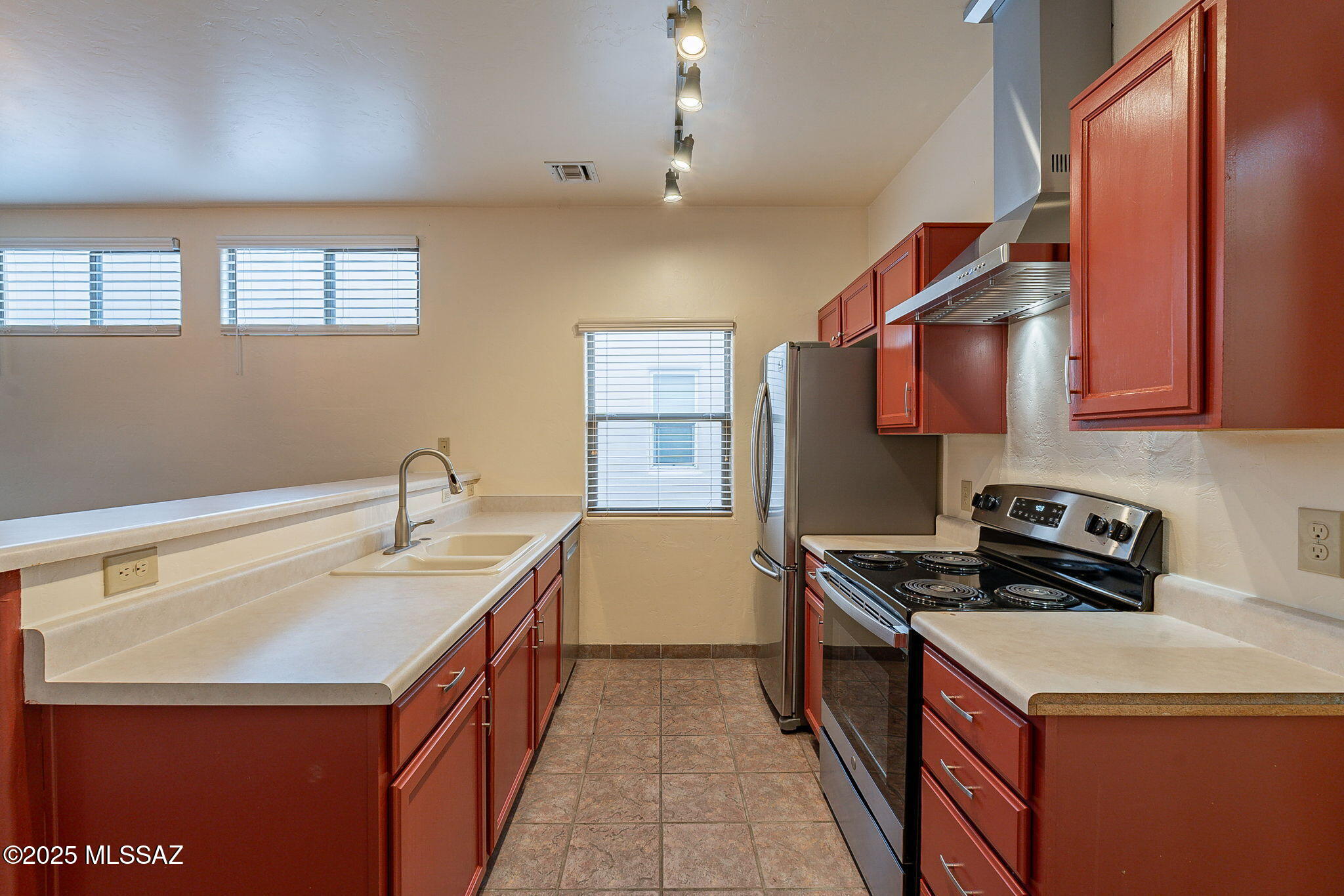 3840 S Camino Del Cefiro