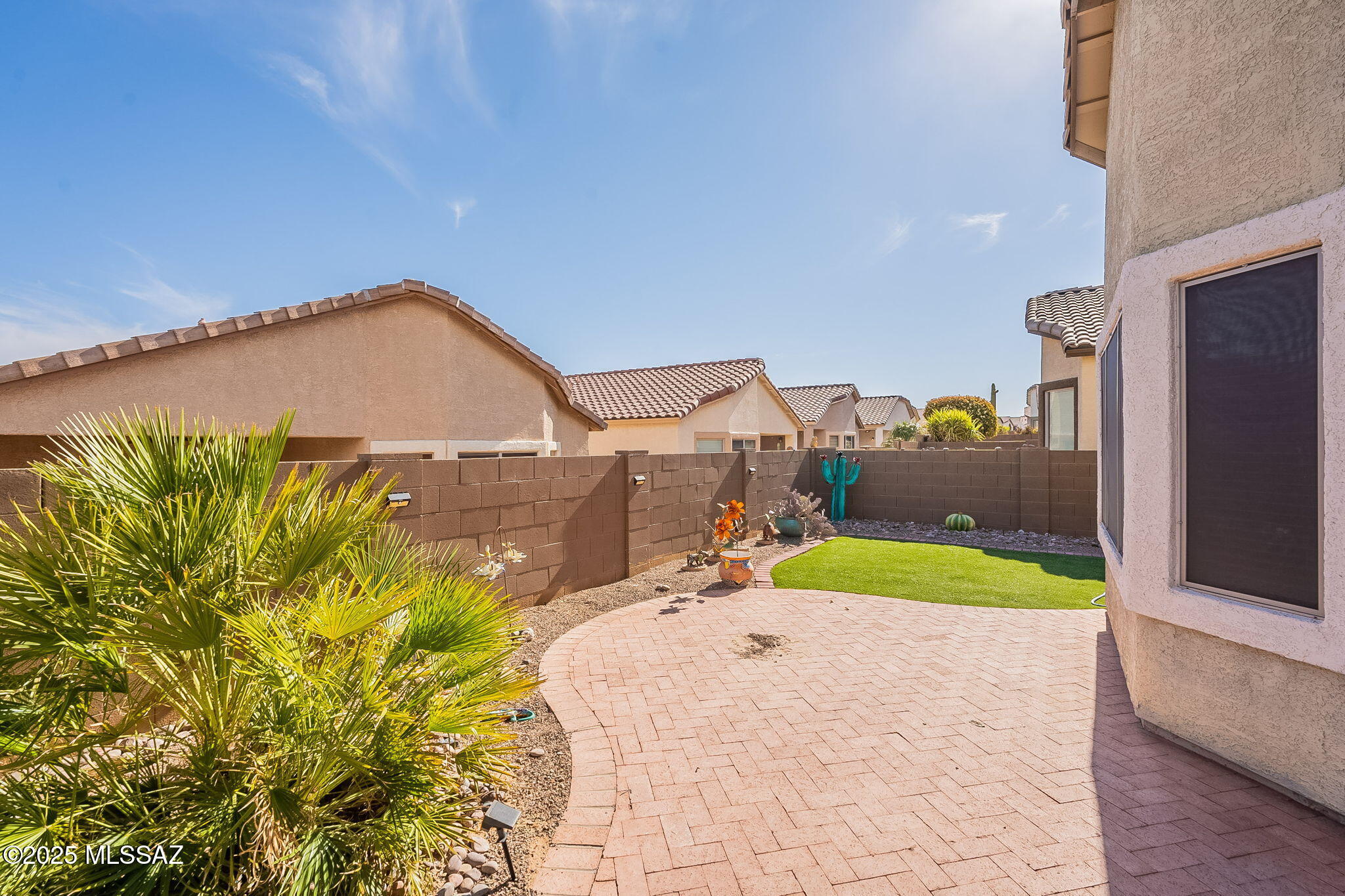 443 W Calle Del Estribo