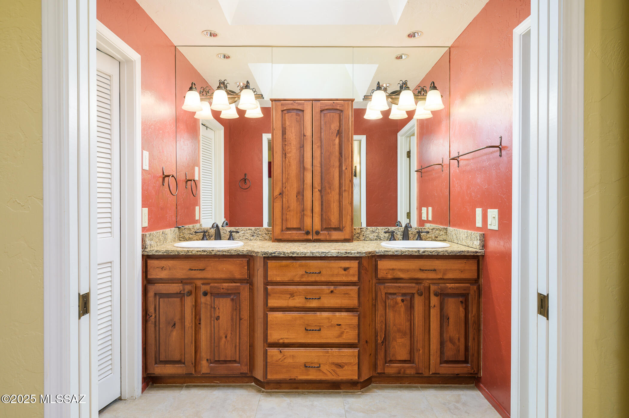 3791 S Via Del Tordo