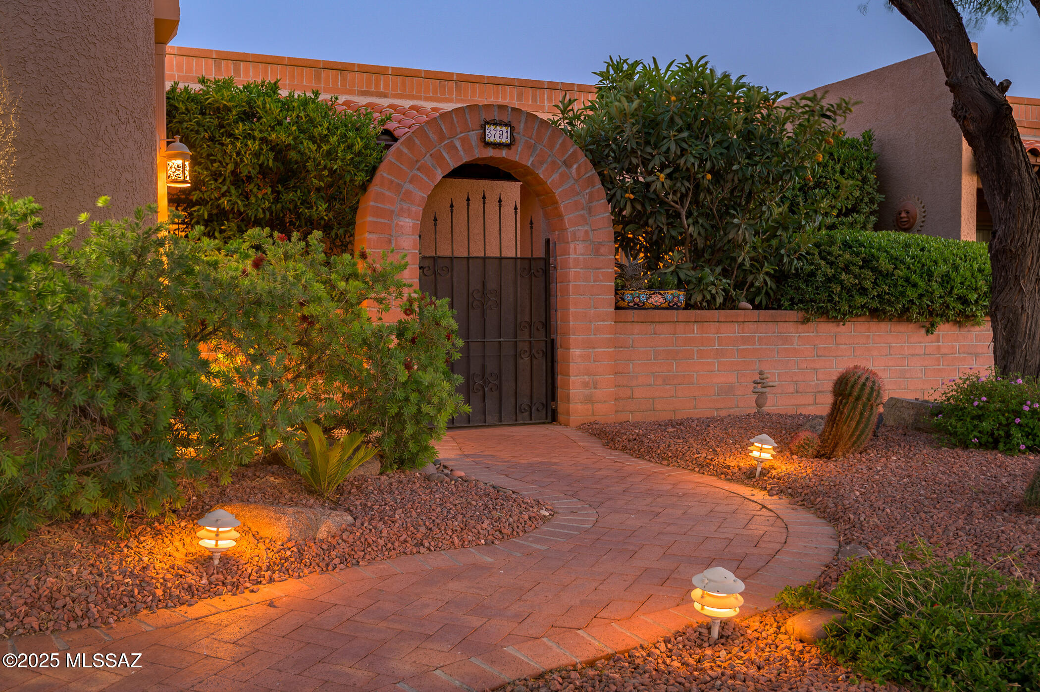 3791 S Via Del Tordo