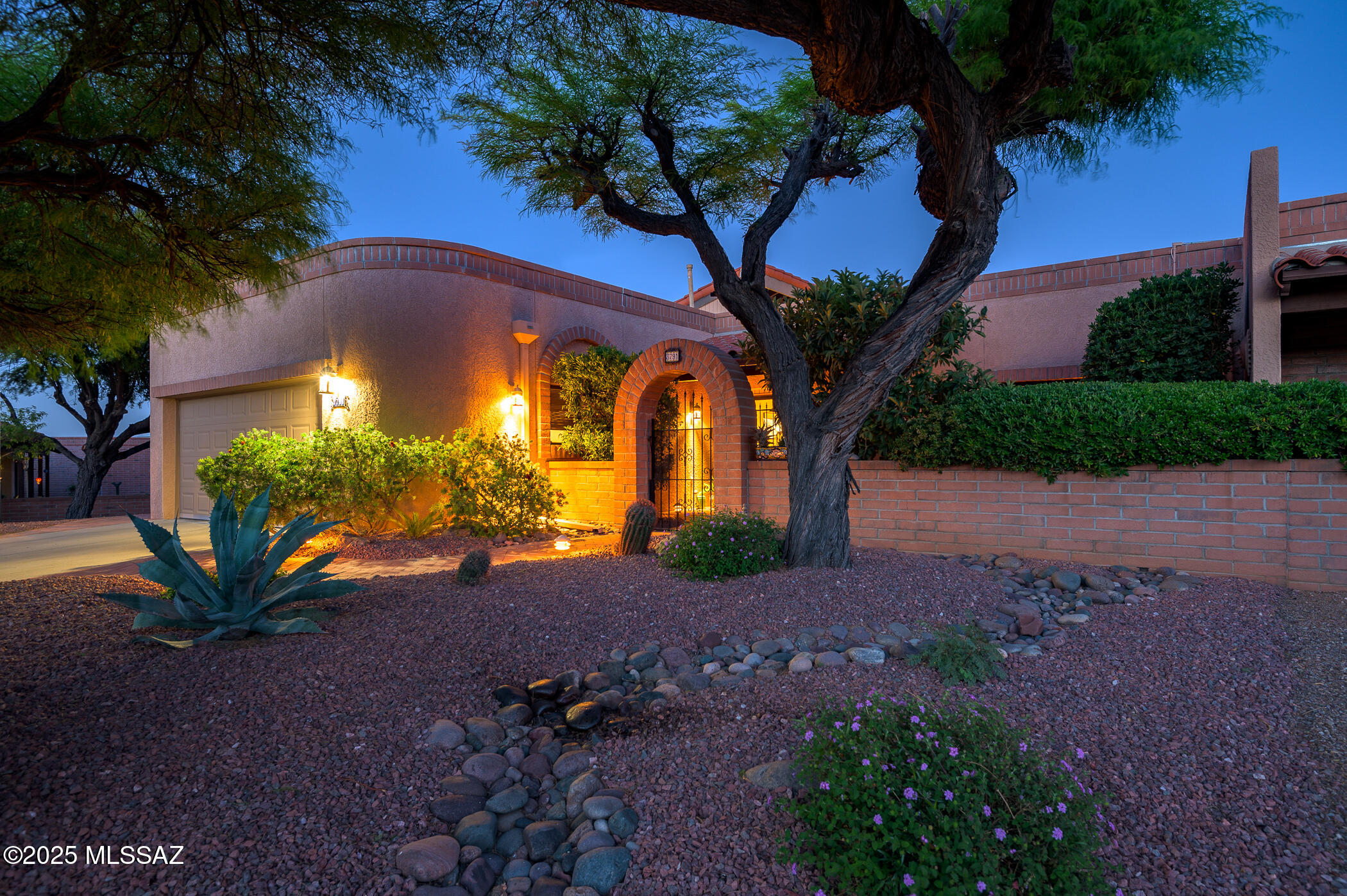 3791 S Via Del Tordo