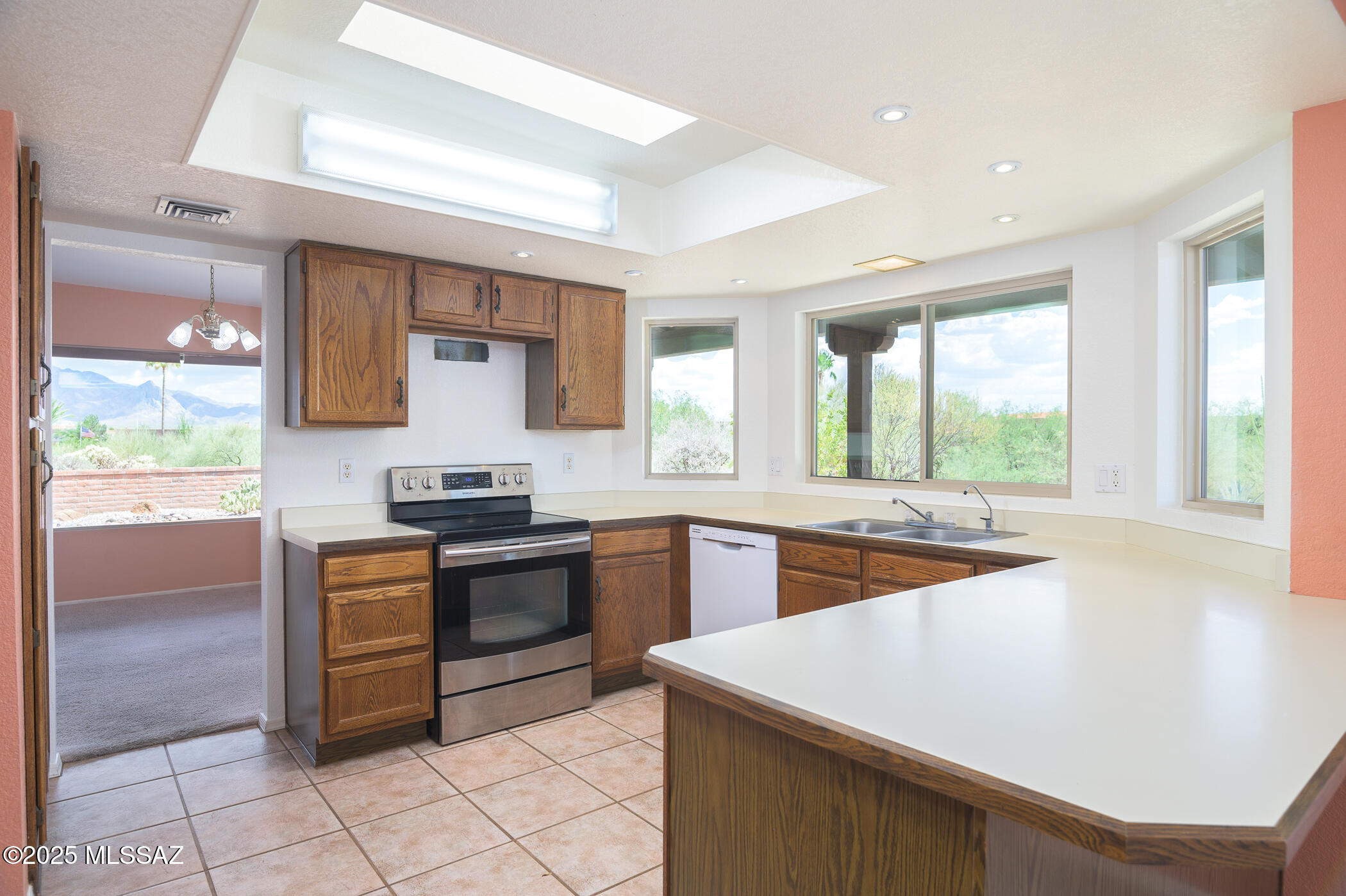 3631 S Via De La Ciguena