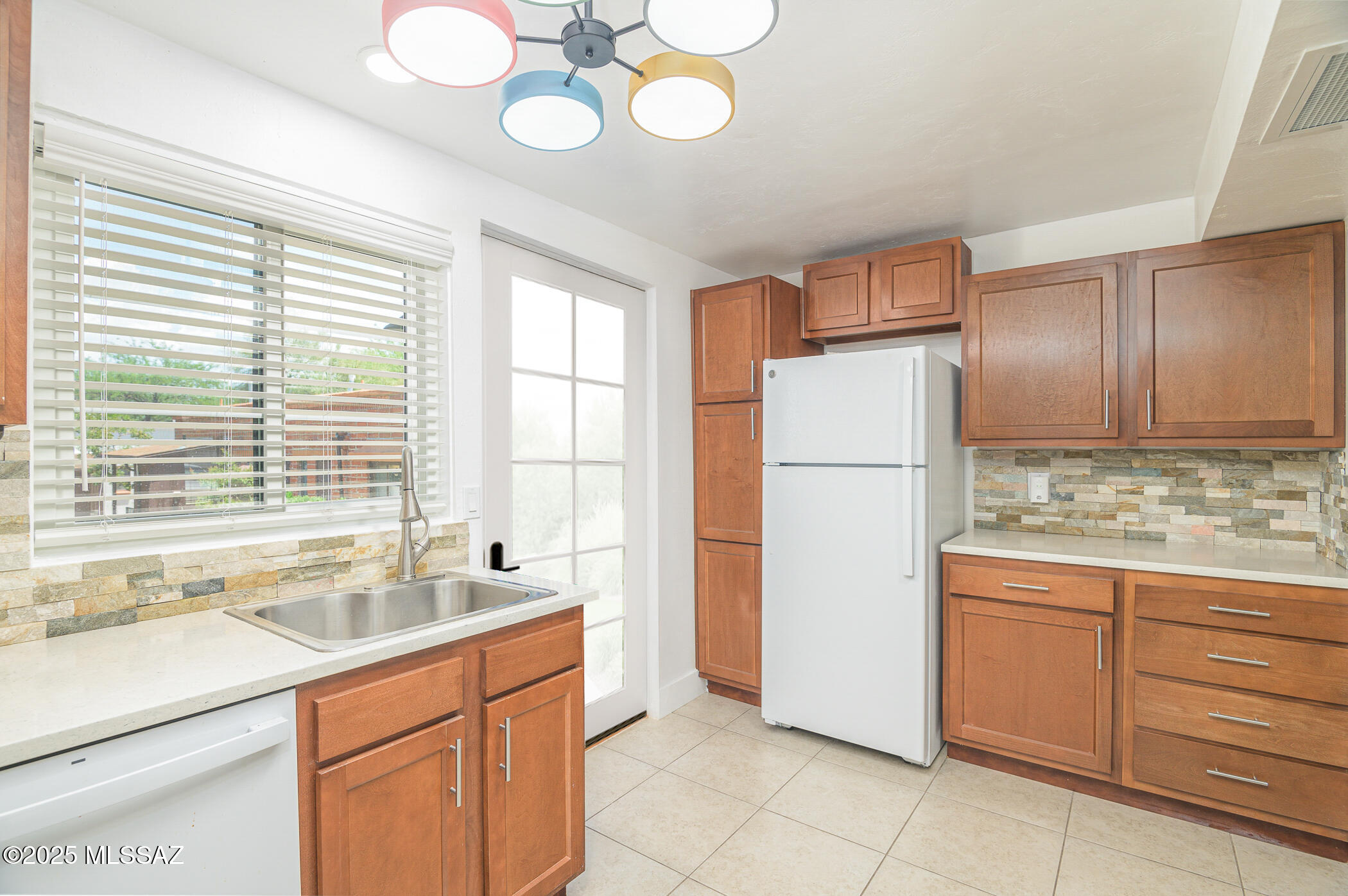 277 S Paseo Sarta Unit: APT B