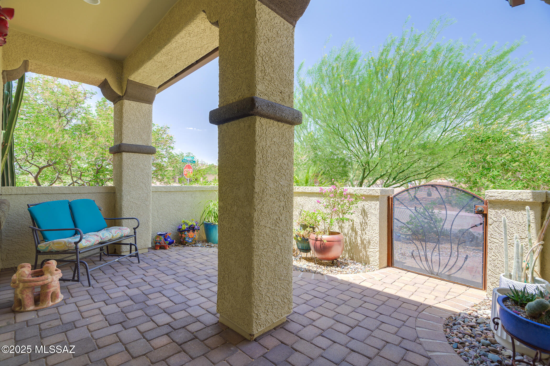 720 N Observation Trail
