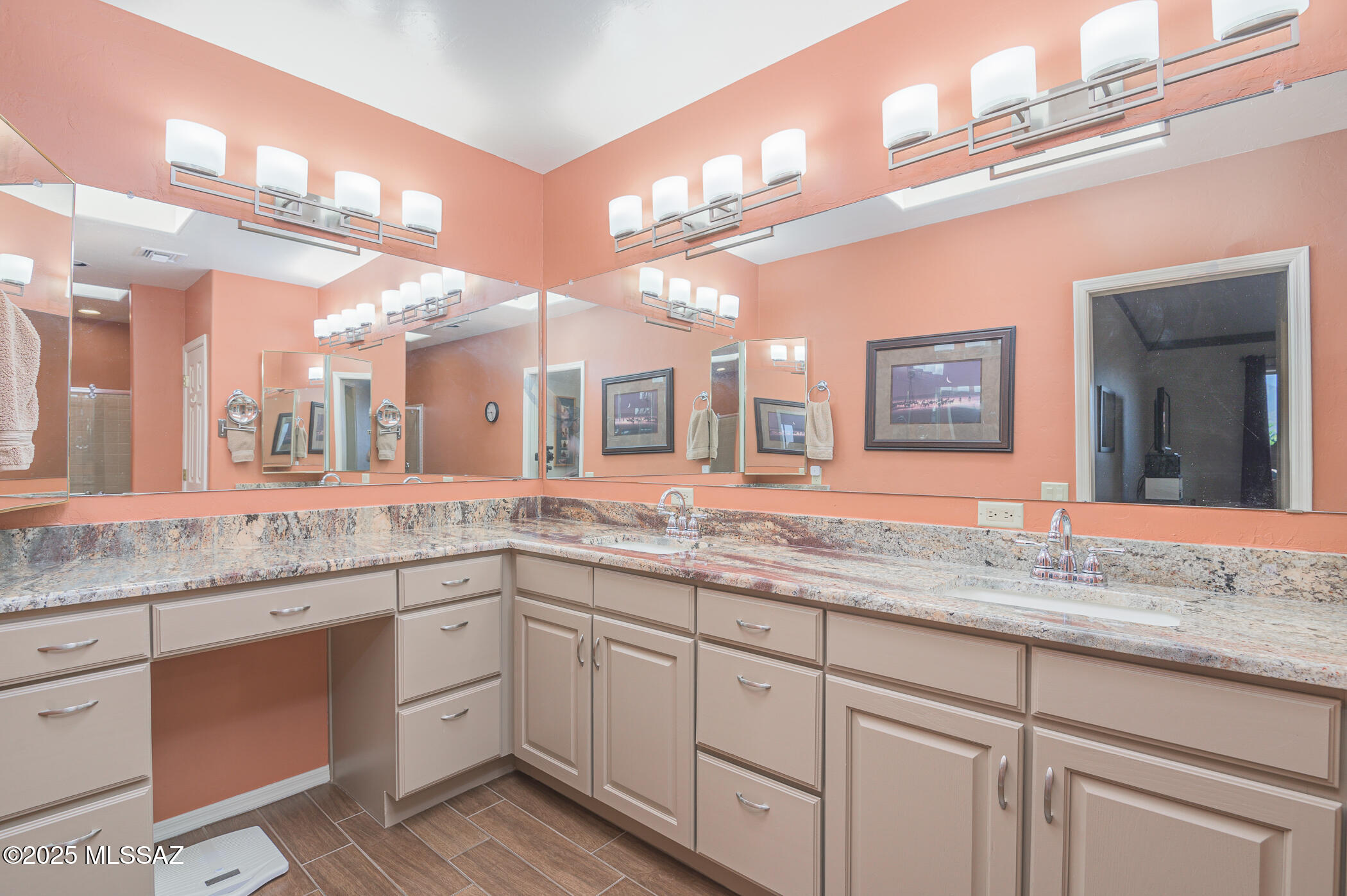 4941 S Gloria Vista Drive