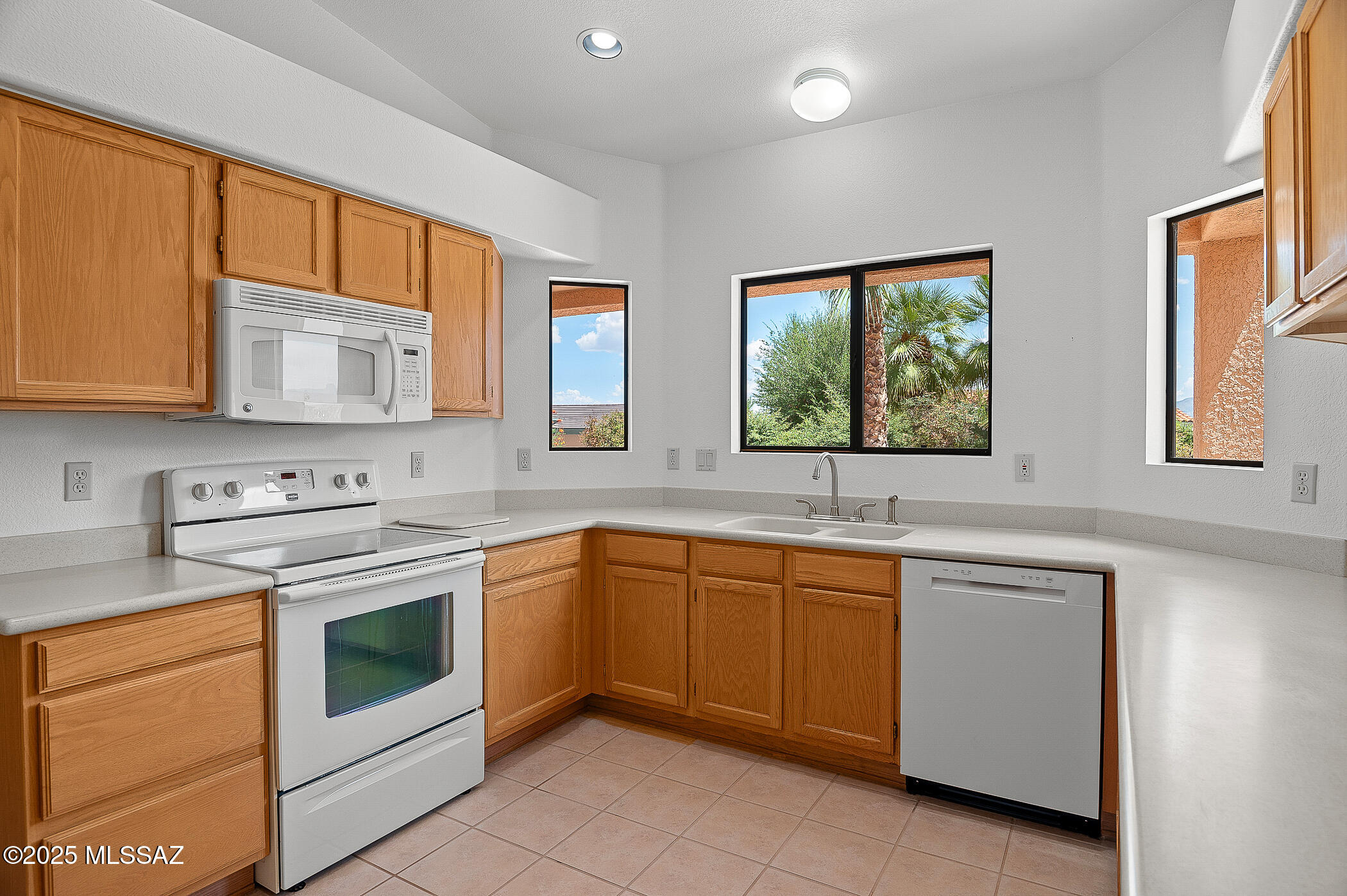 4803 S Desert Sunset Drive