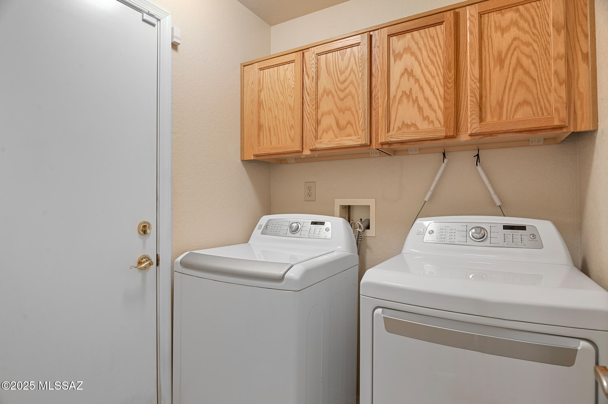 2274 N Avenida Del Petalo