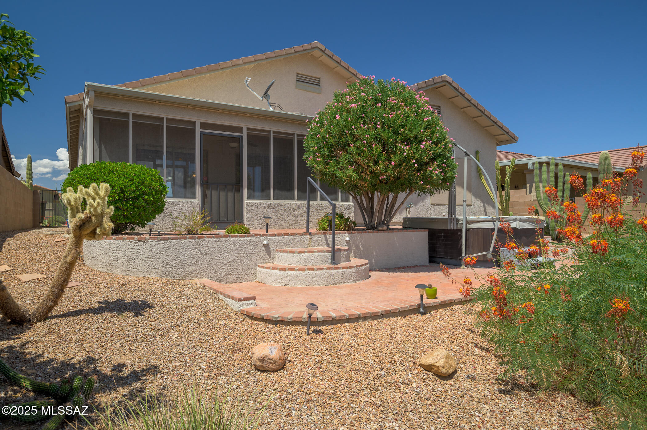 2274 N Avenida Del Petalo