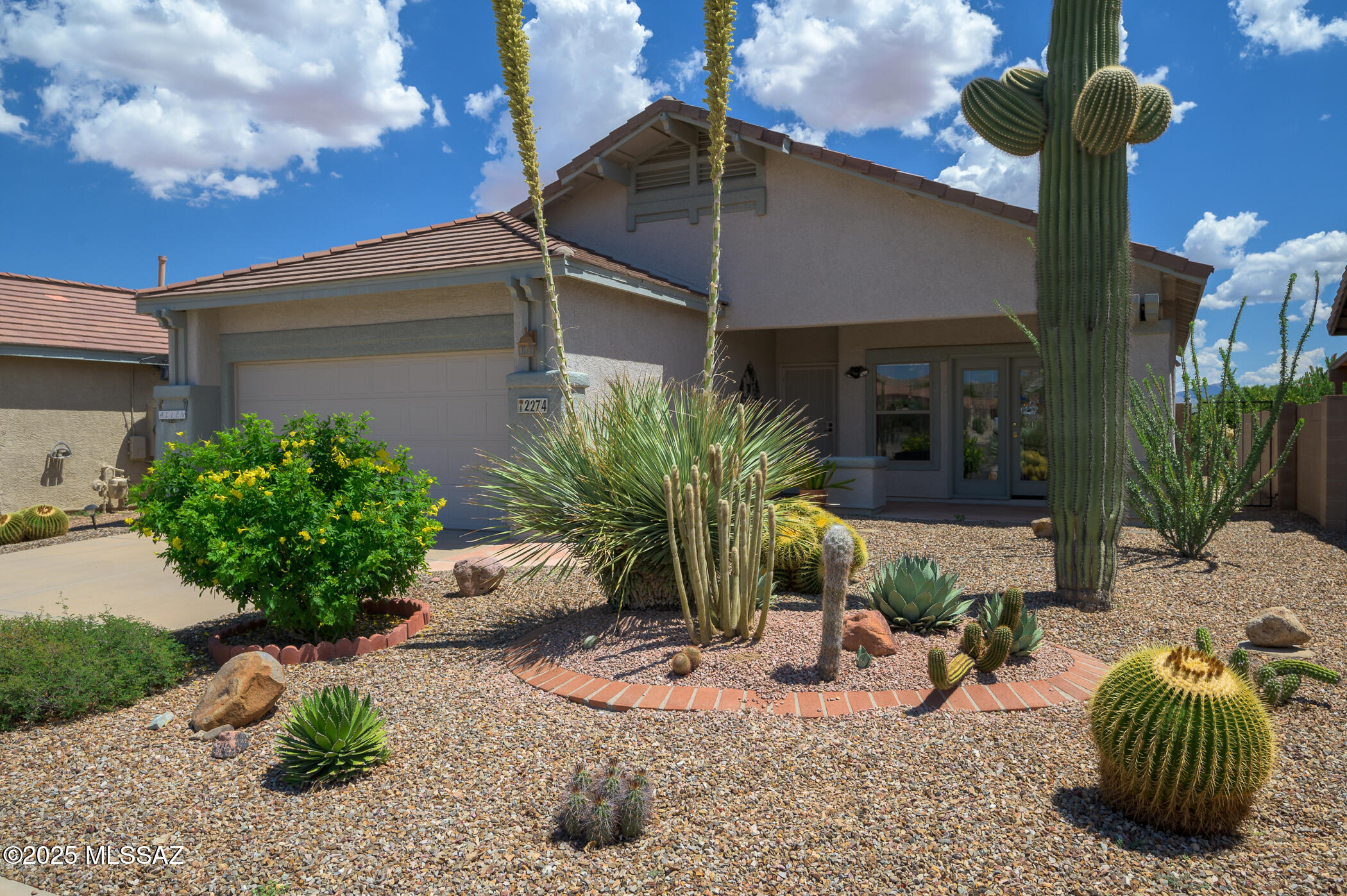 2274 N Avenida Del Petalo