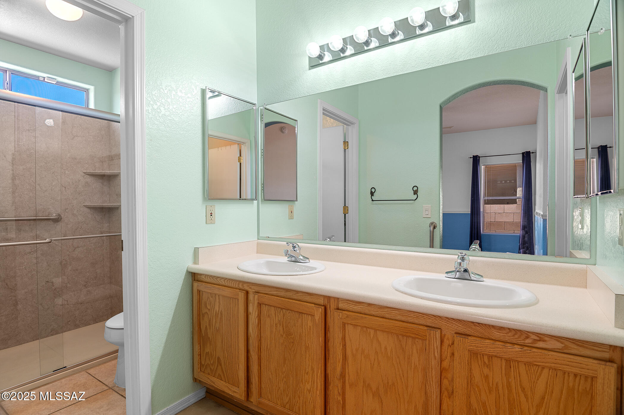 2274 N Avenida Del Petalo