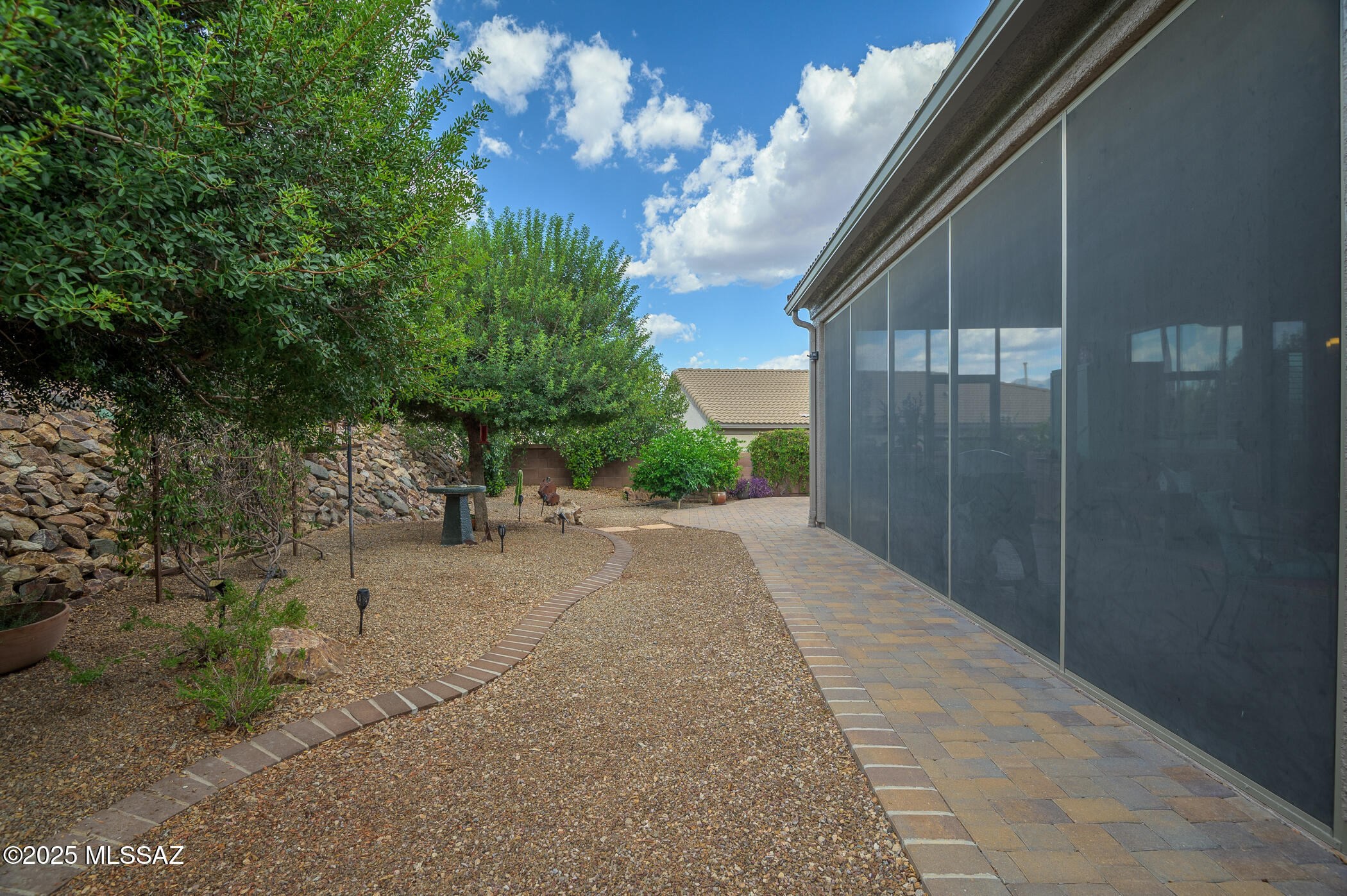2296 W Calle Cacillo