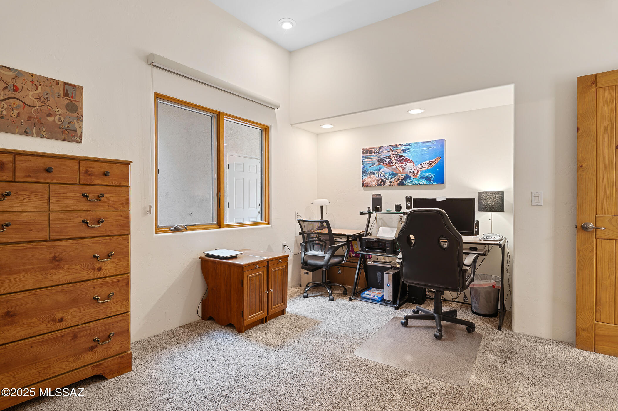 835 W Waterview Drive