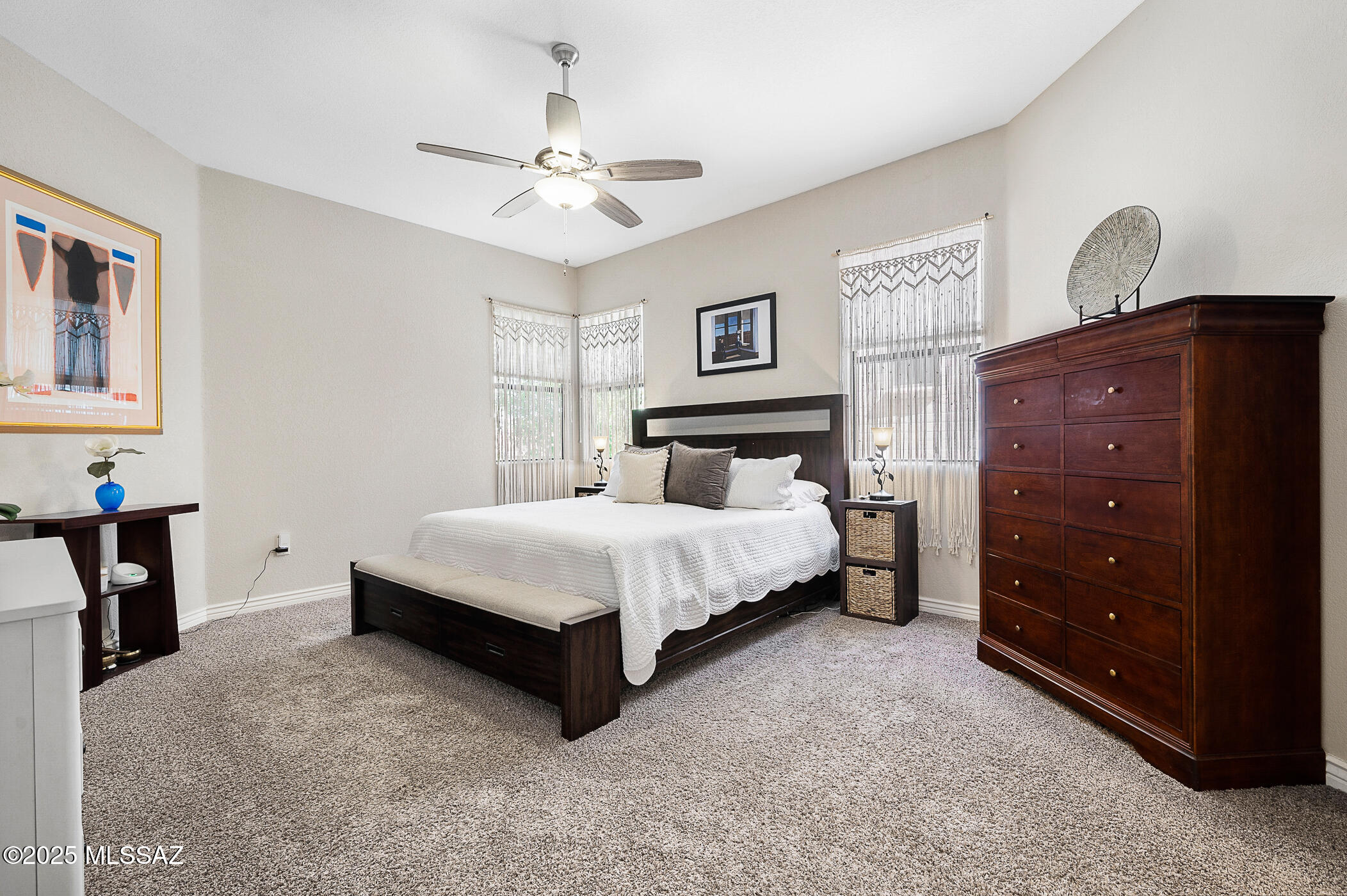 1622 W Vuelta Salvatierra