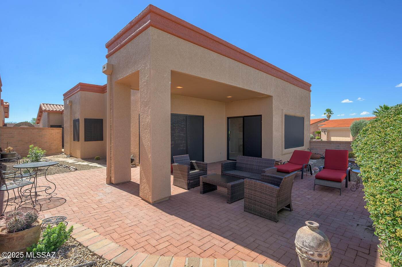 1664 W Calle Del Ducado