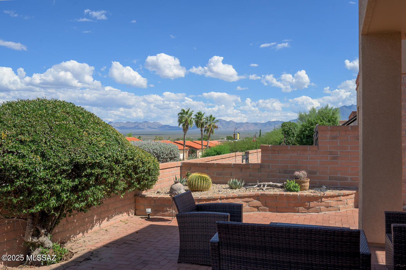 1664 W Calle Del Ducado