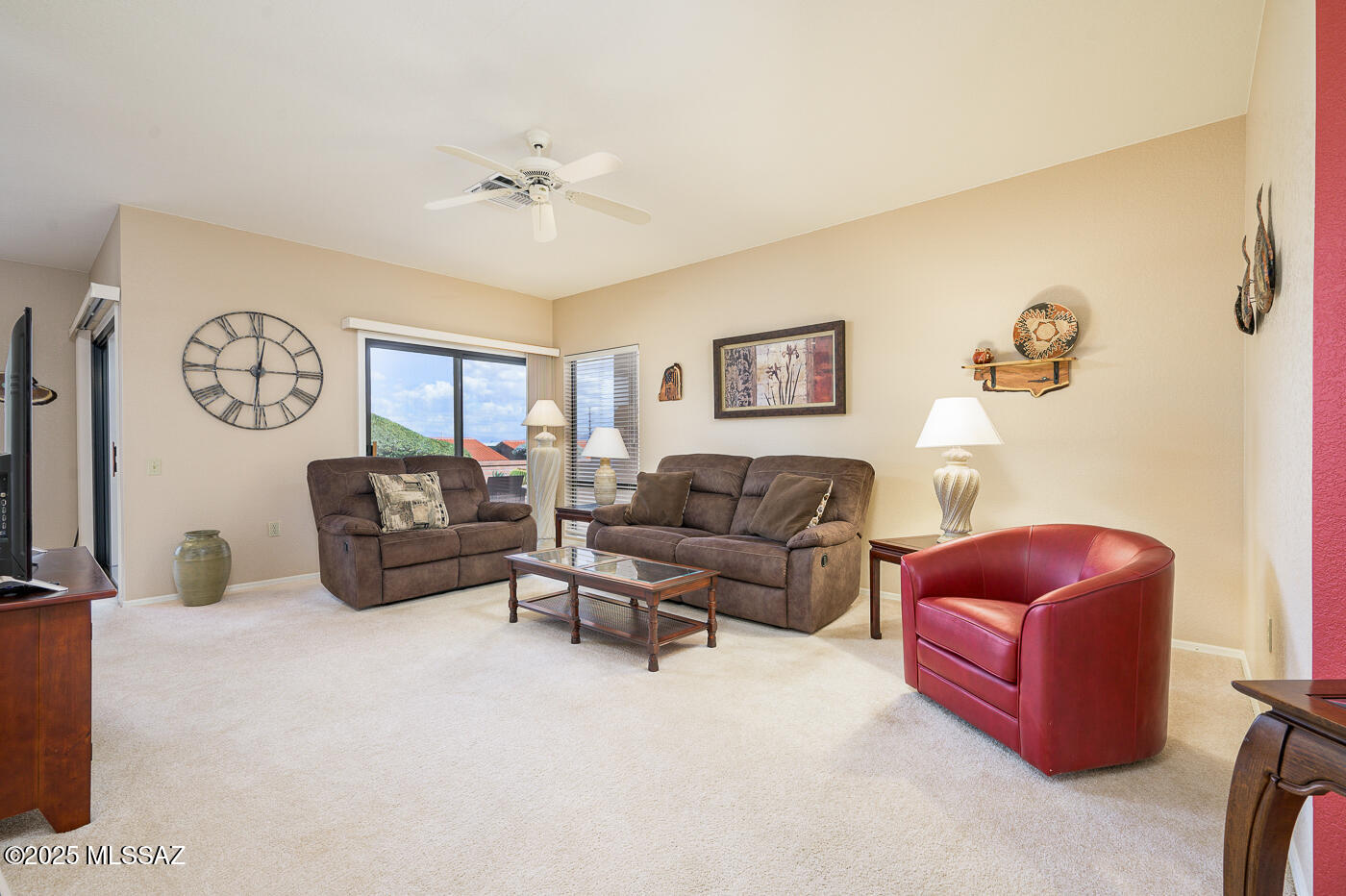 1664 W Calle Del Ducado