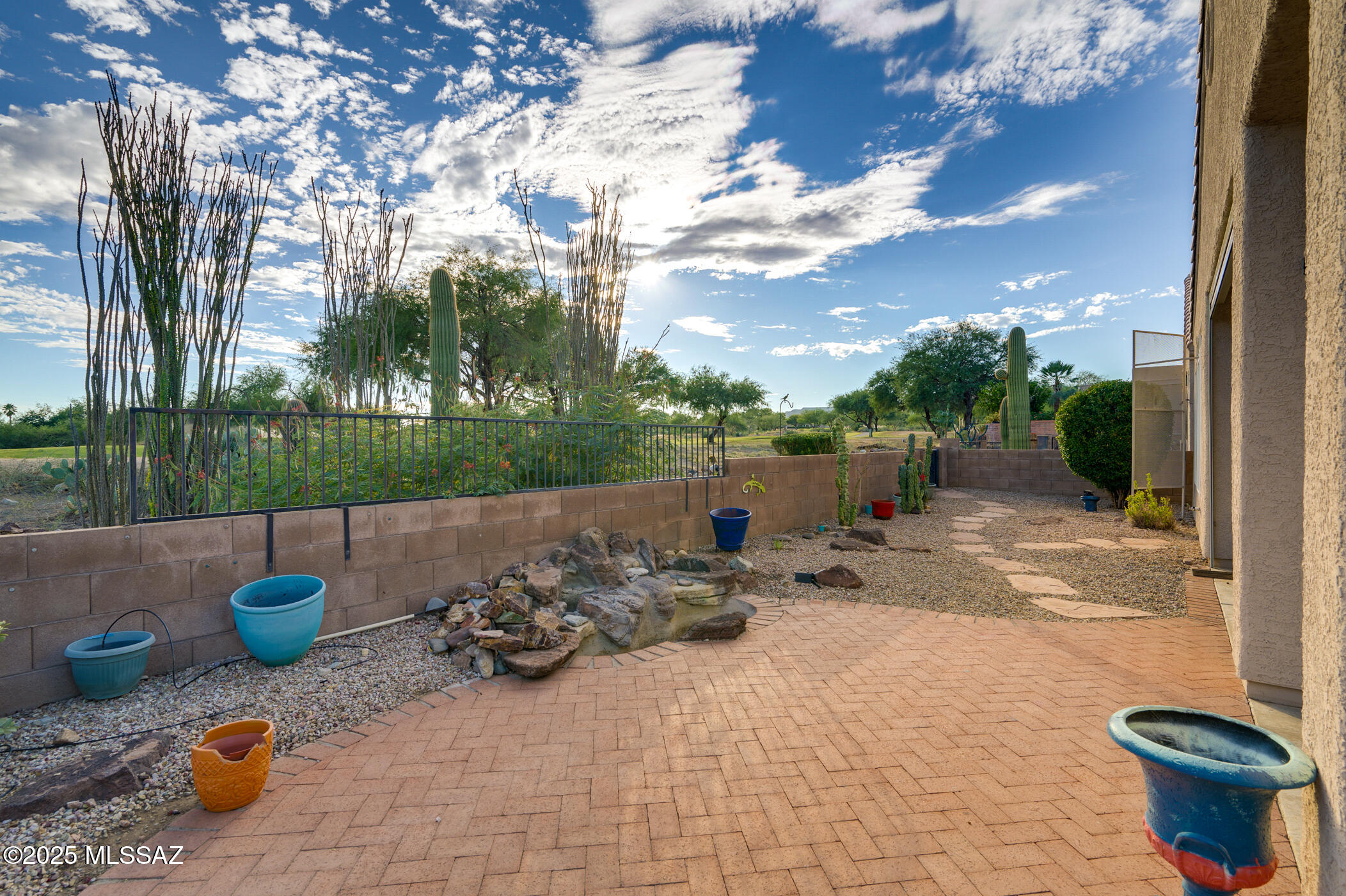 336 W Sunrise Vista Drive