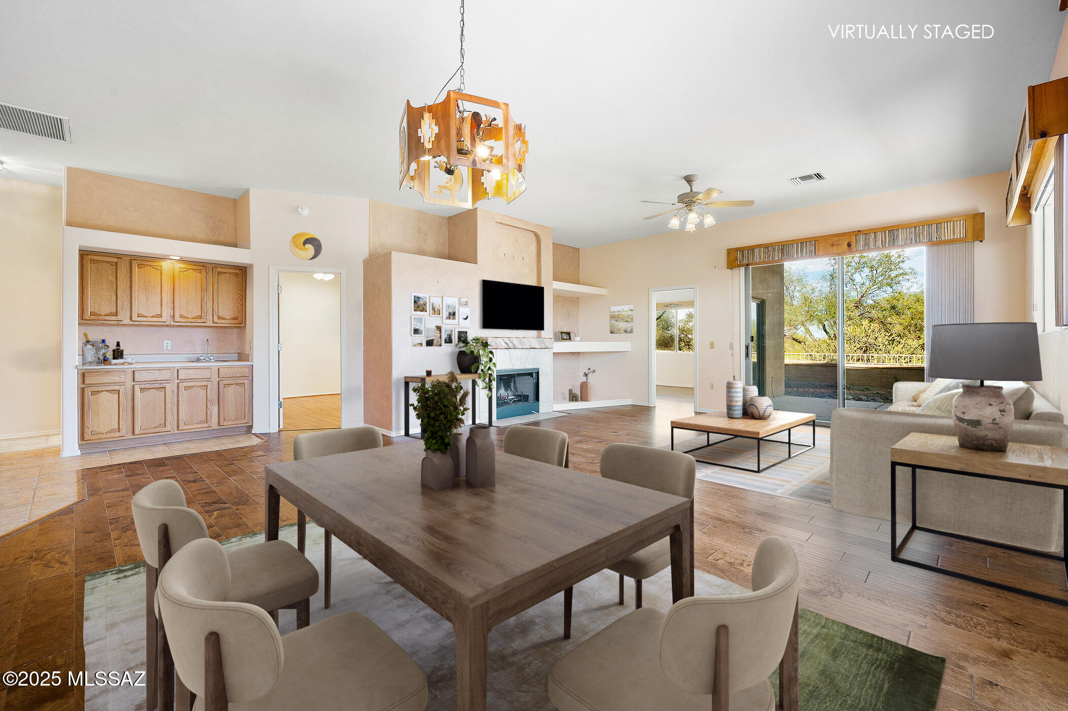 764 W Puma Peak Road