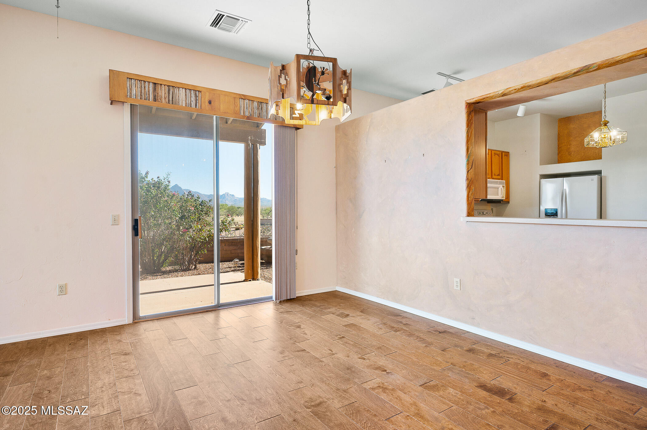 764 W Puma Peak Road