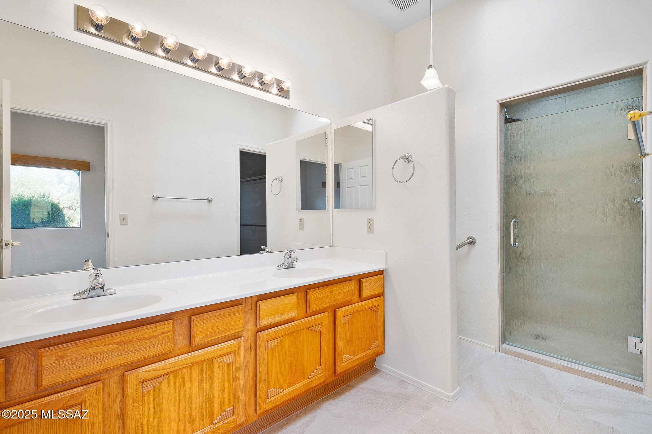 764 W Puma Peak Road