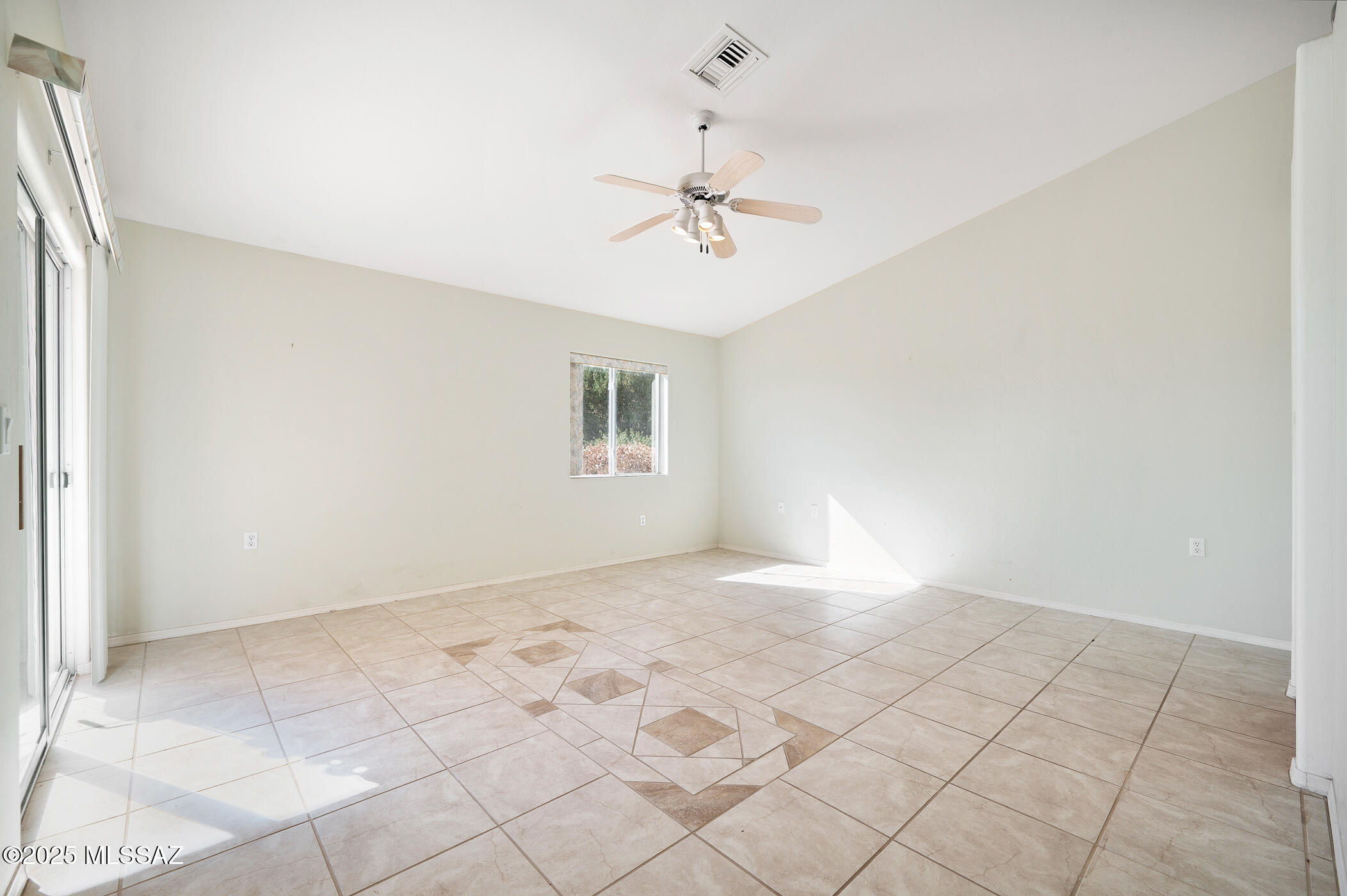 1181 W Placita Lucinda