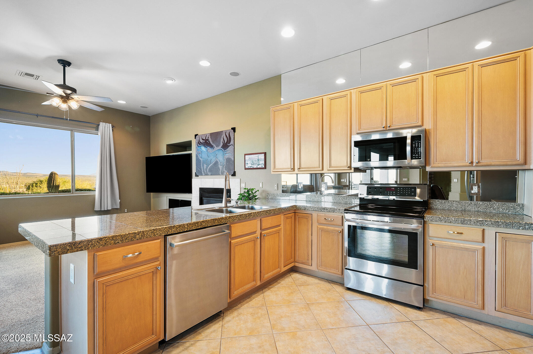 1809 W Calle Casas Lindas