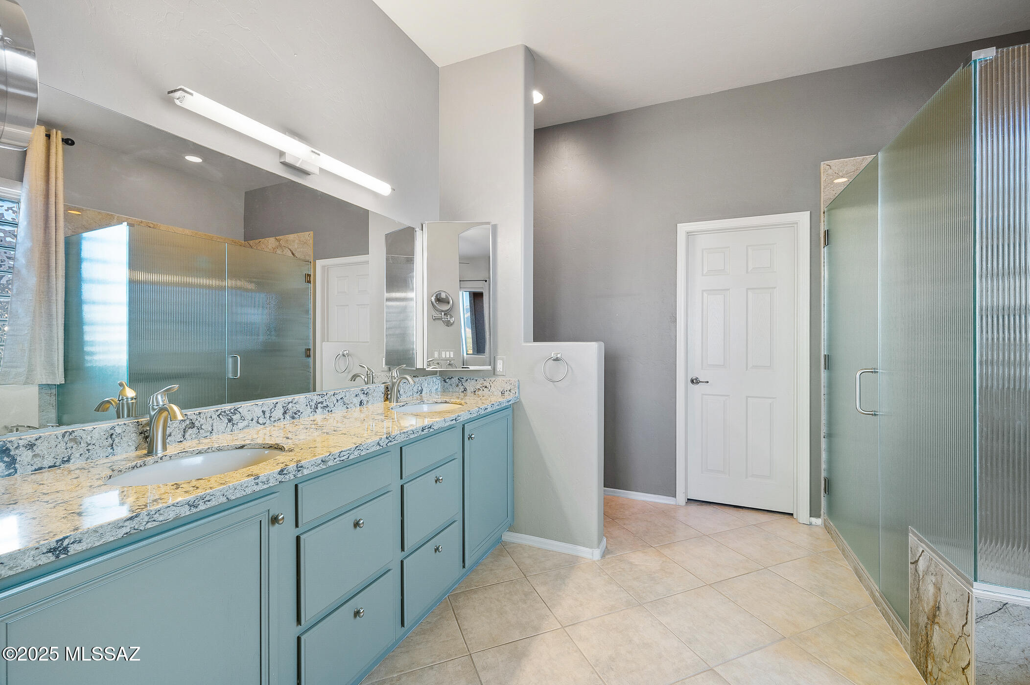 1809 W Calle Casas Lindas