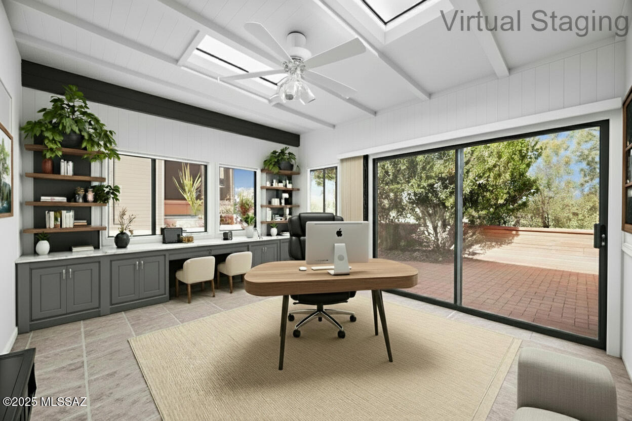 1442 W Calle Mendoza