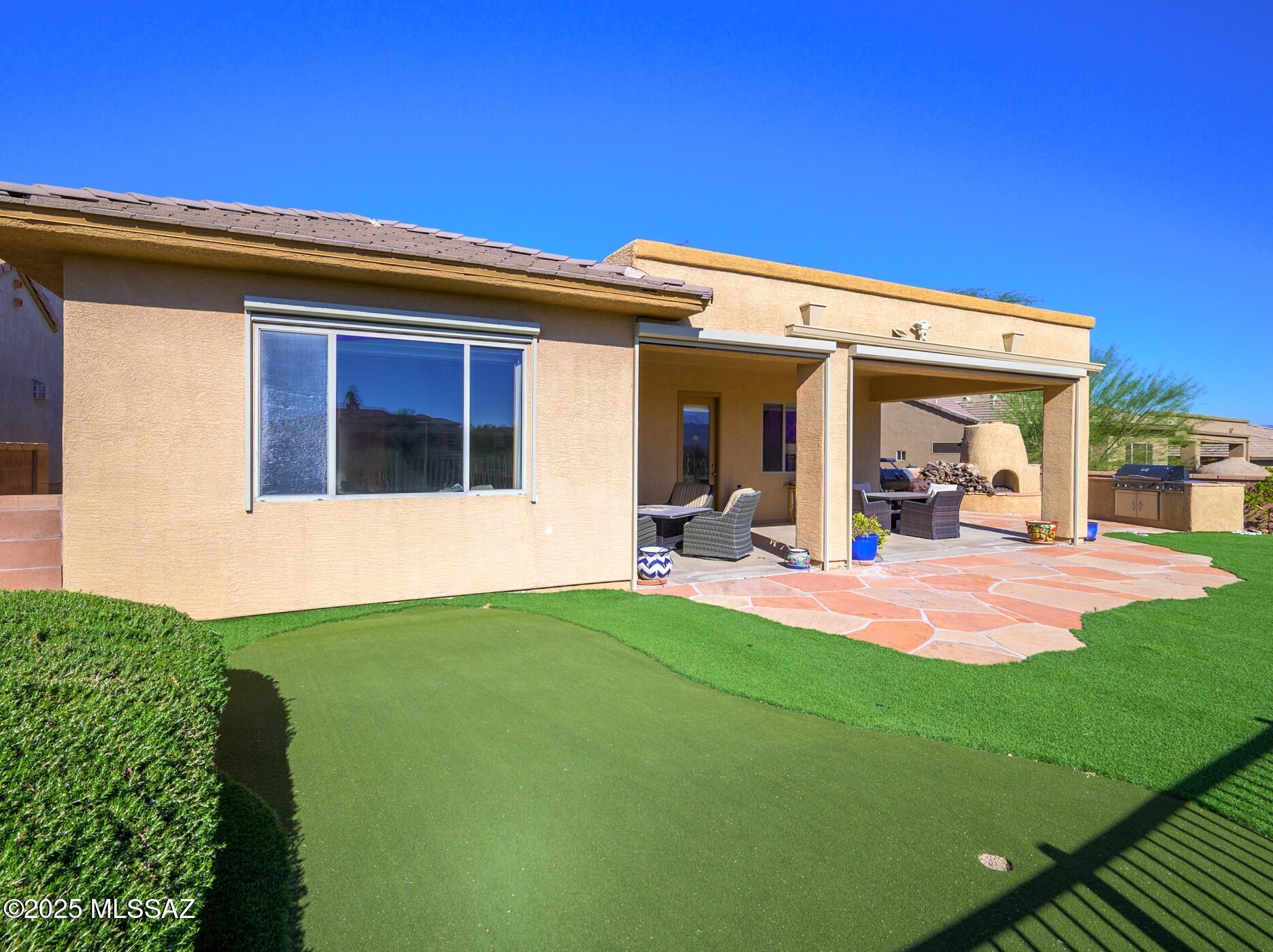 1797 W Placita Canoa Azul