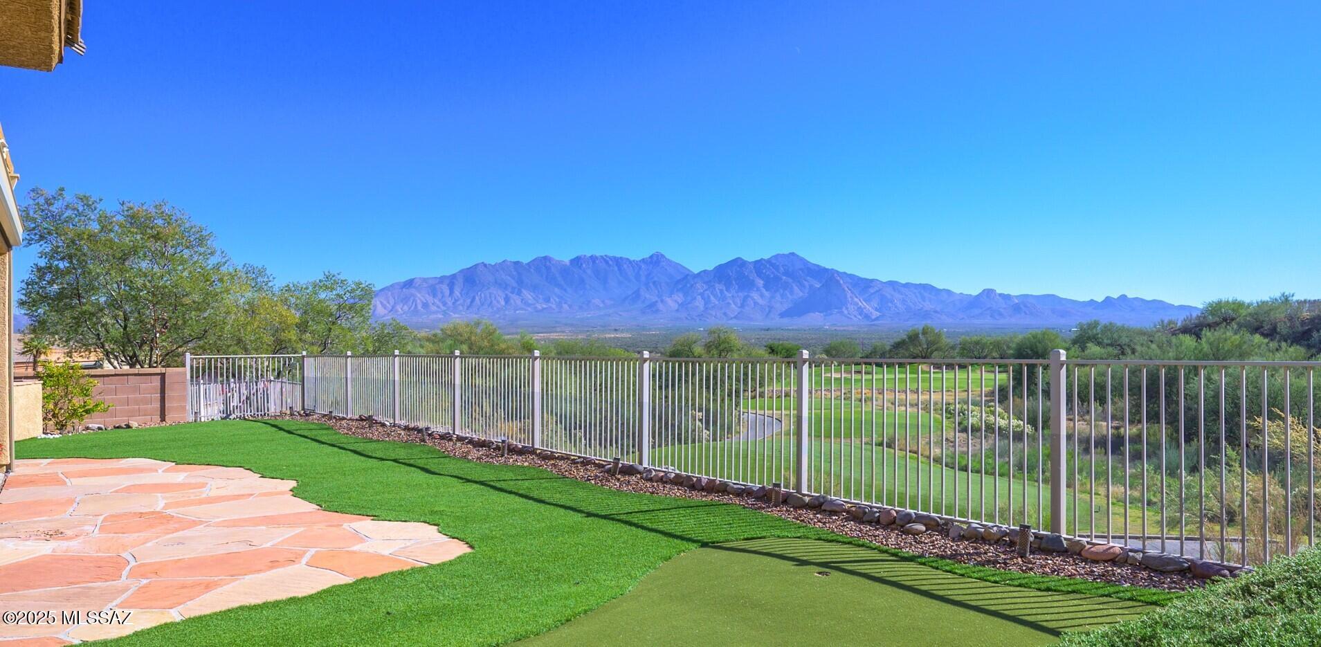 1797 W Placita Canoa Azul