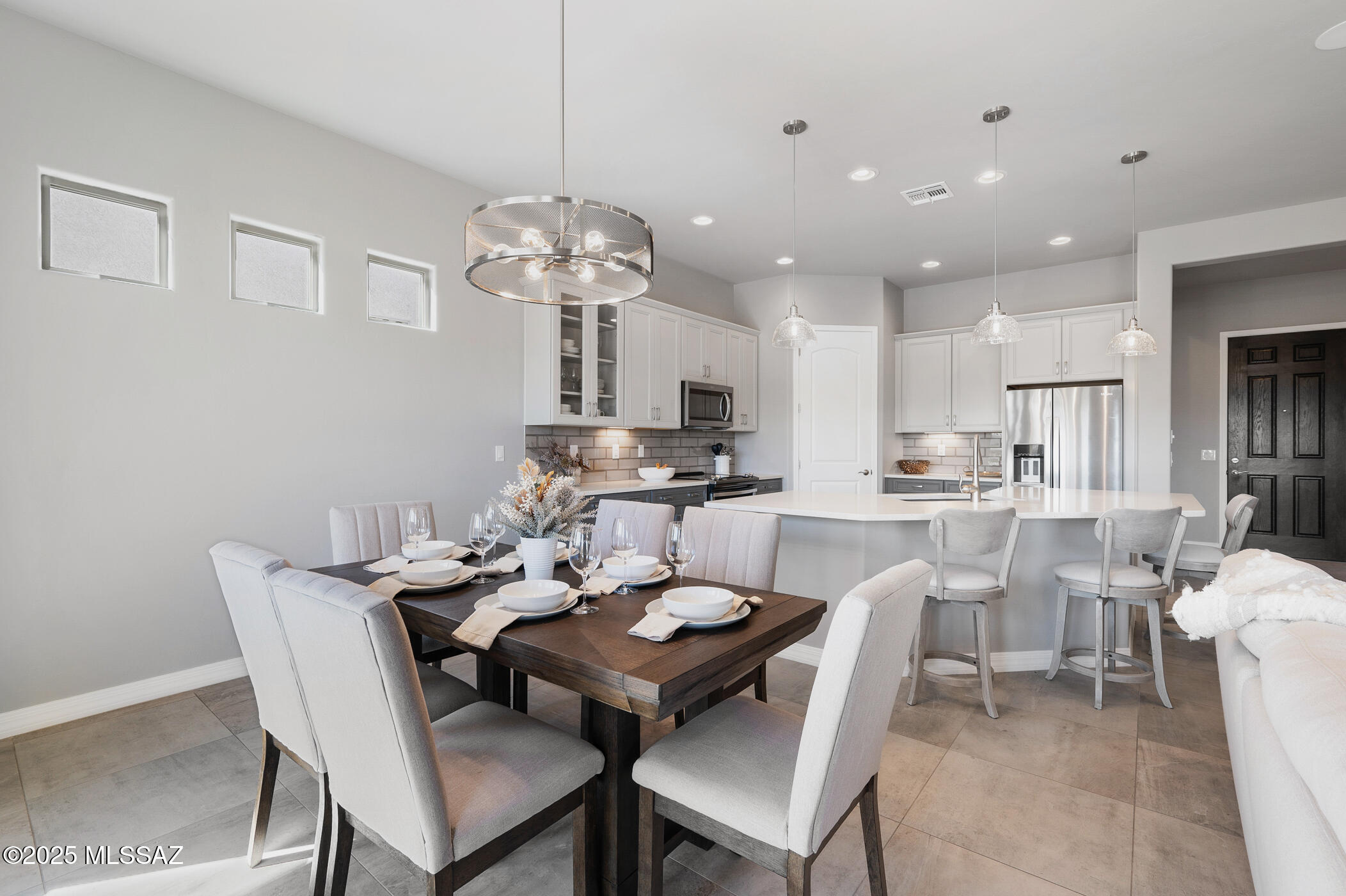 854 W Tranquil Water