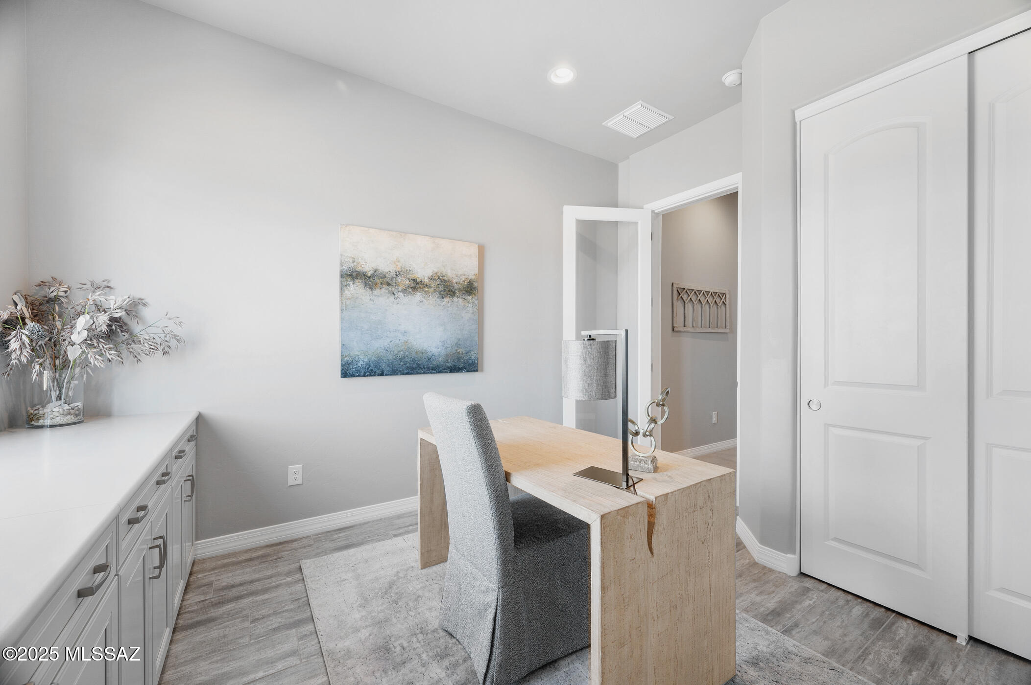 854 W Tranquil Water