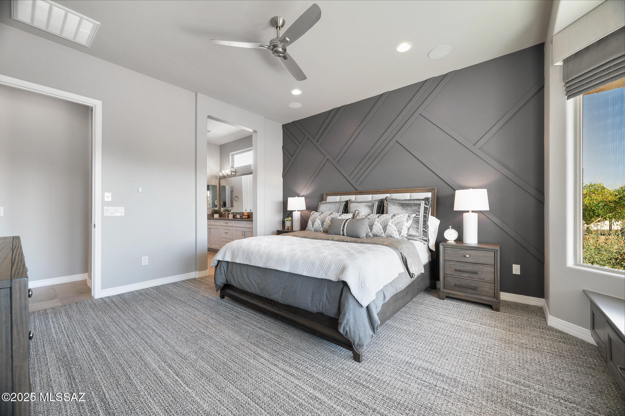 854 W Tranquil Water