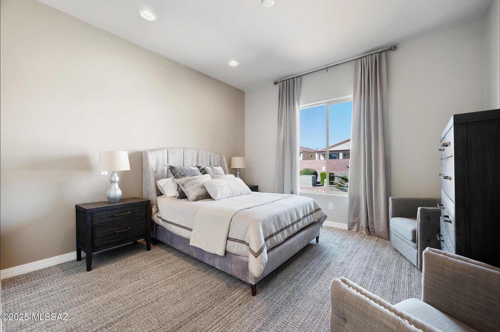 854 W Tranquil Water