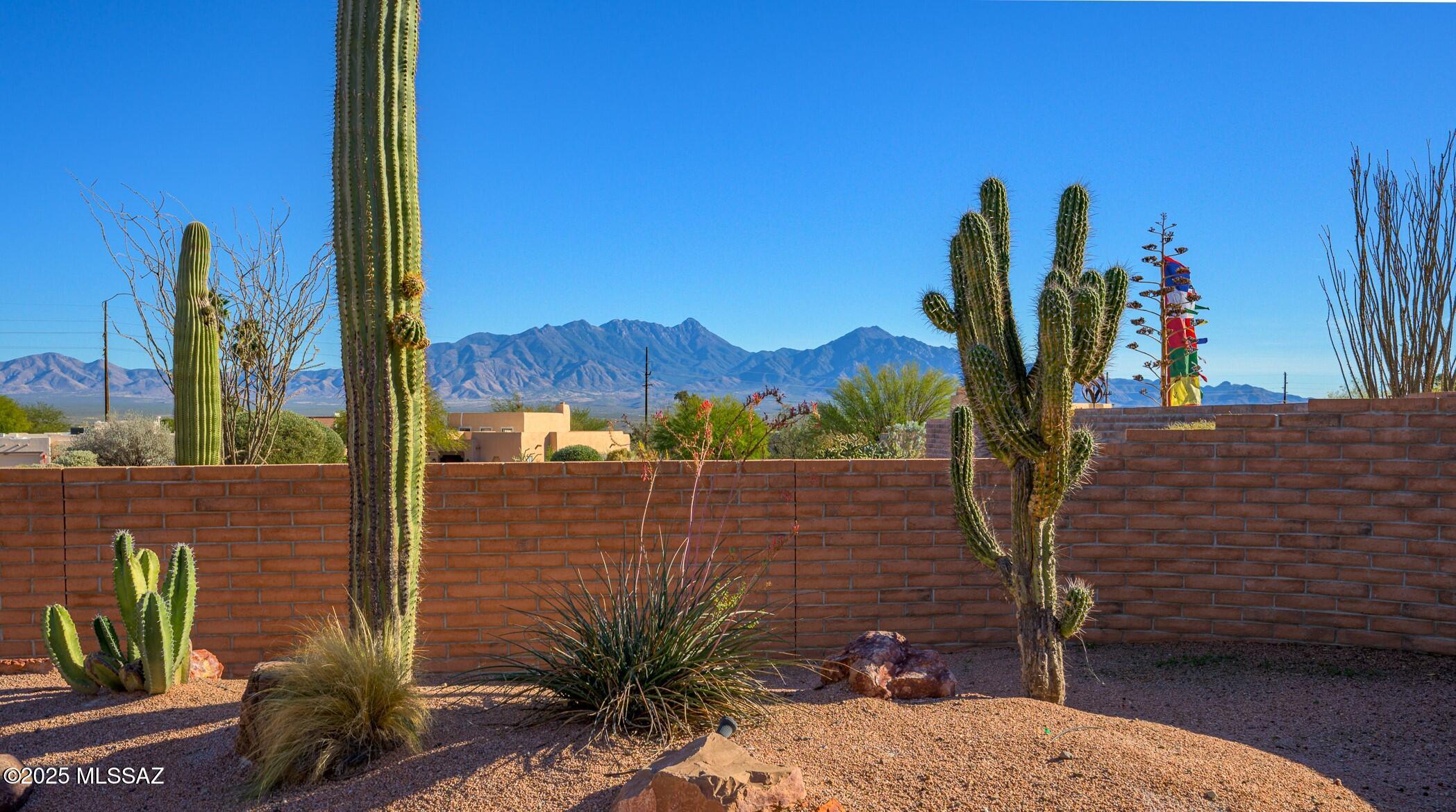 859 S Paseo De La Lira