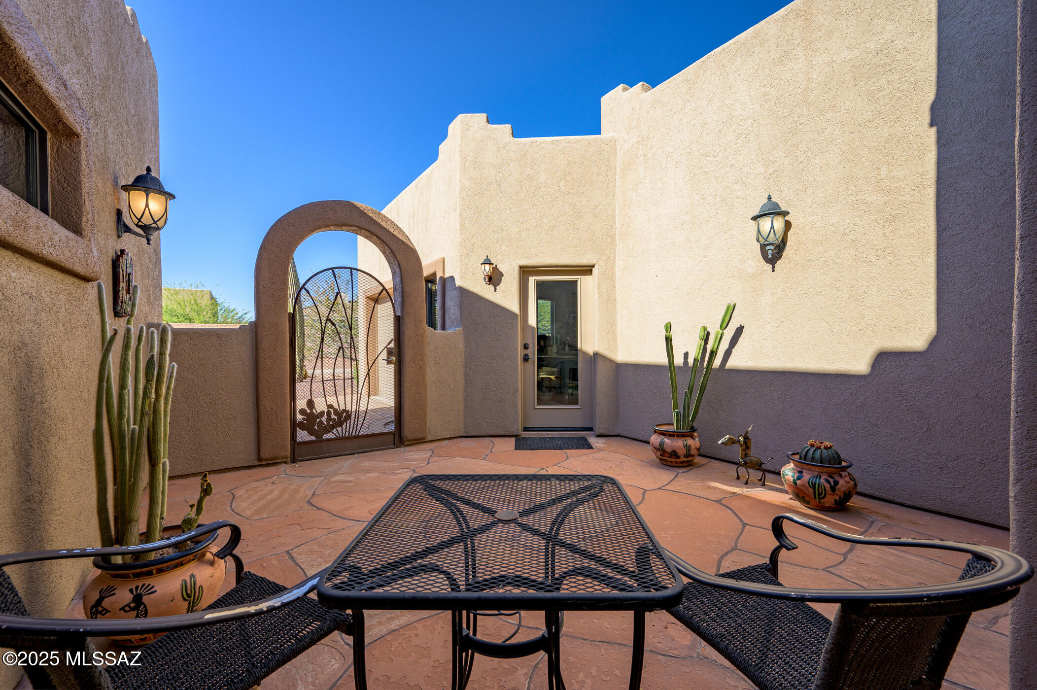 859 S Paseo De La Lira