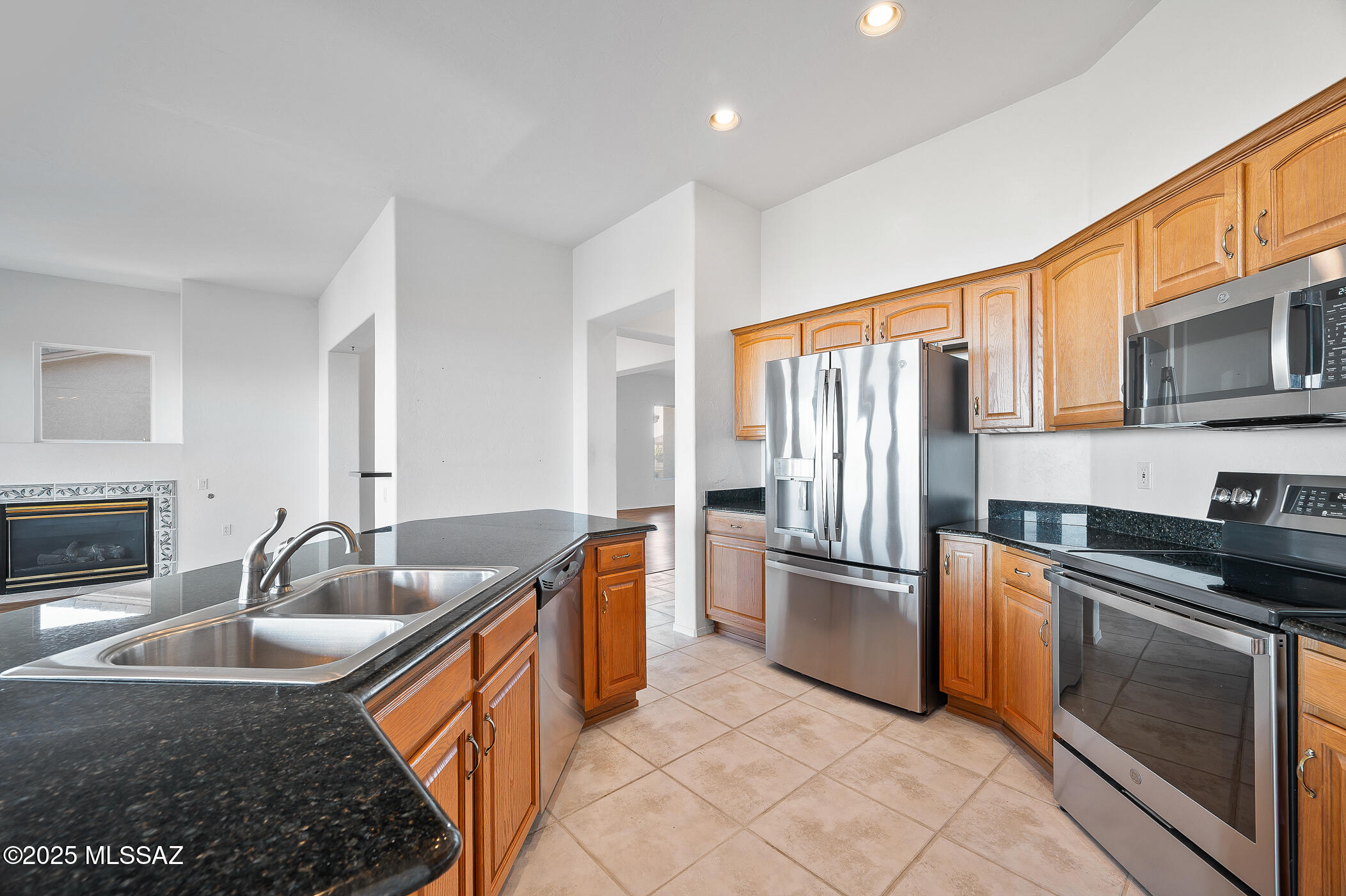 2092 W Vista Ridge Drive