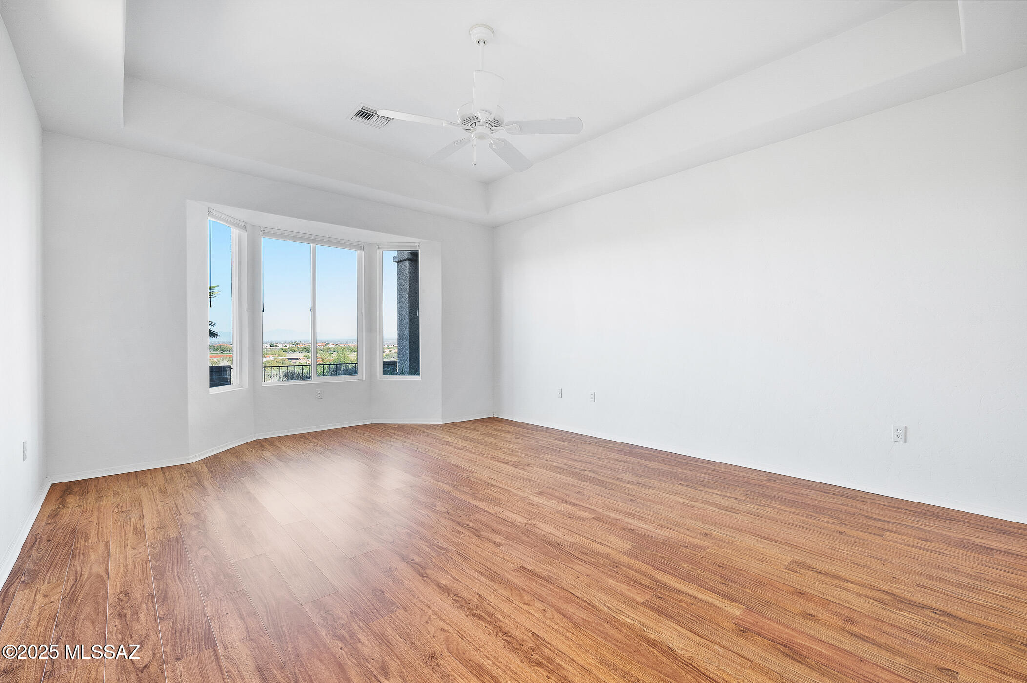 2092 W Vista Ridge Drive