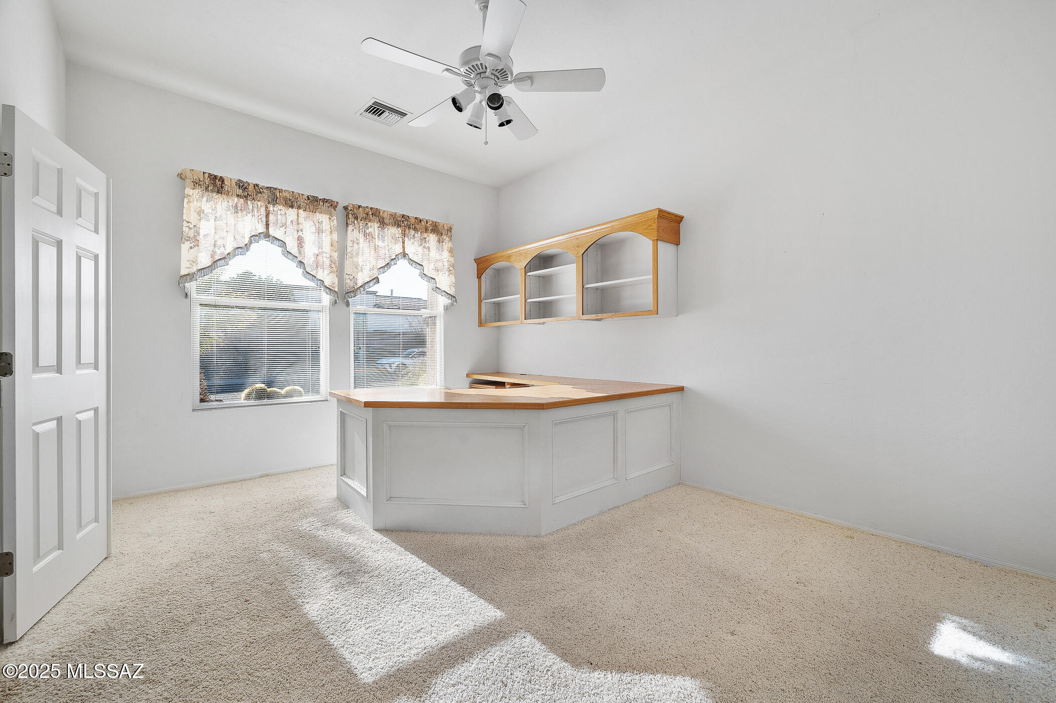 2092 W Vista Ridge Drive