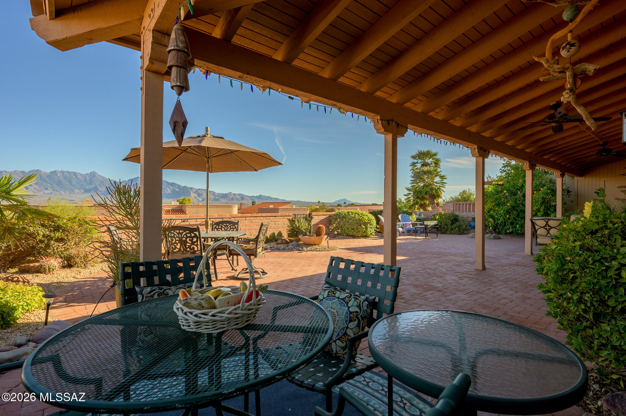 3831 S Vía De La Urraca