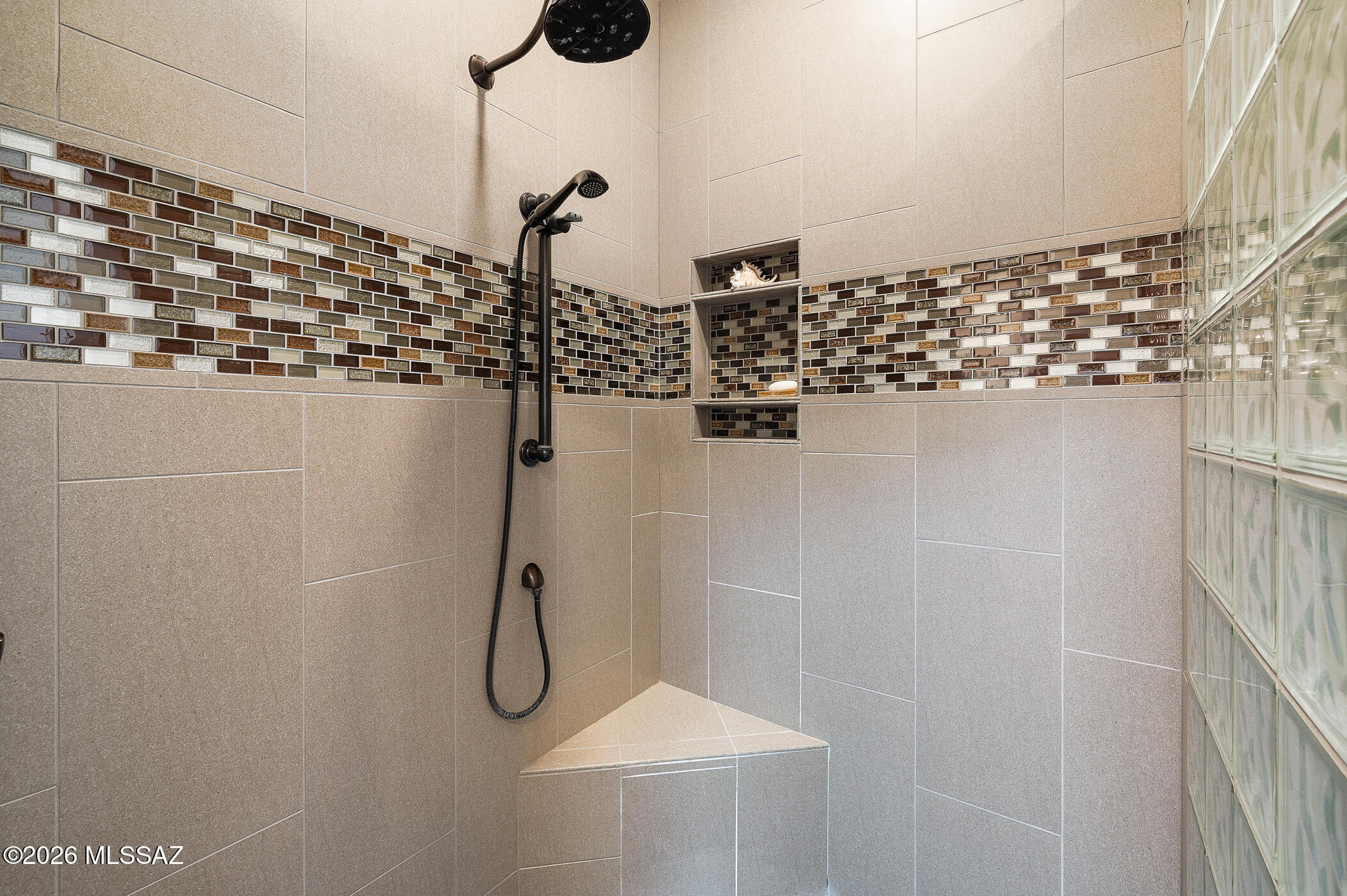 3831 S Vía De La Urraca