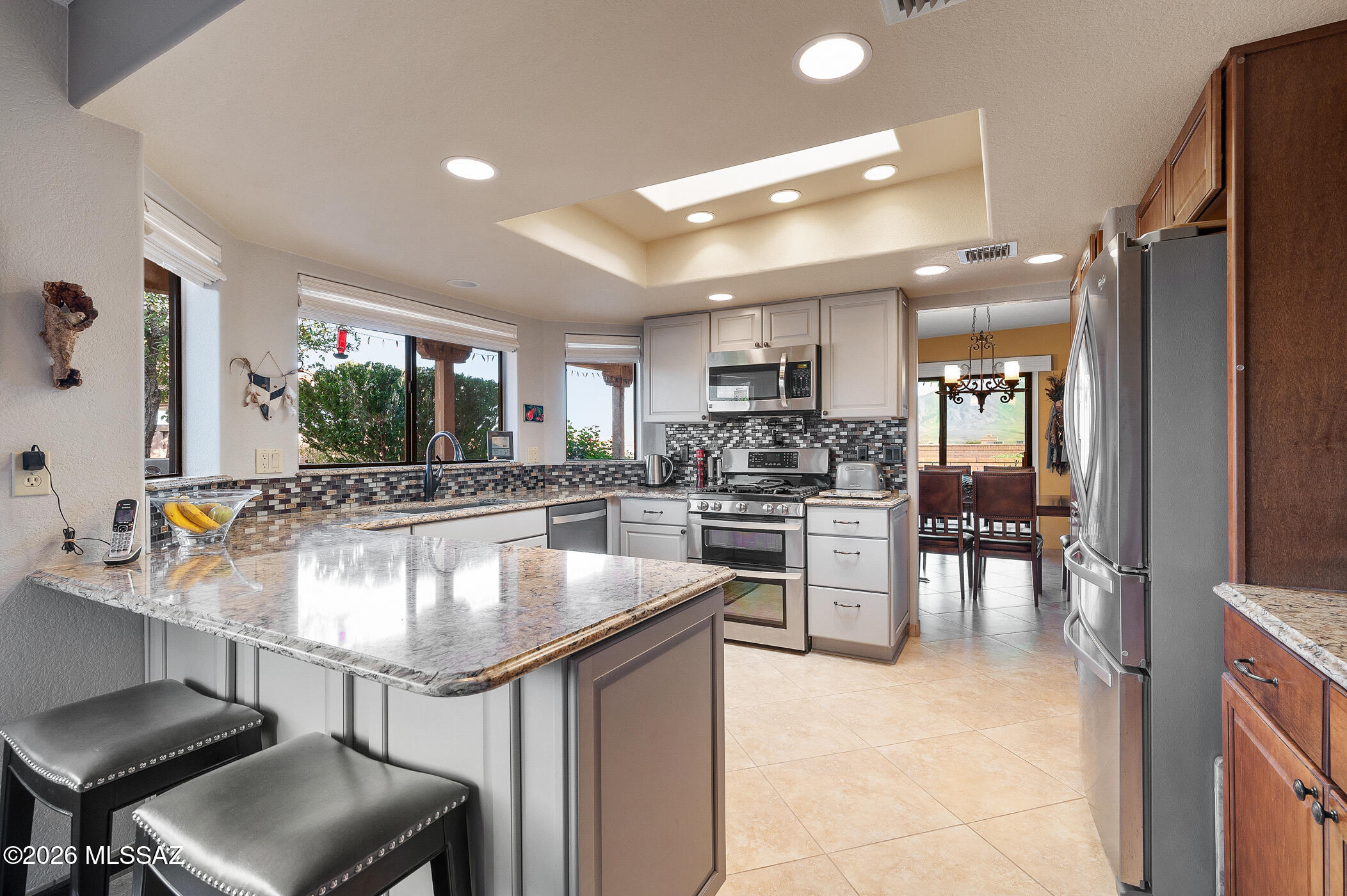 3831 S Vía De La Urraca